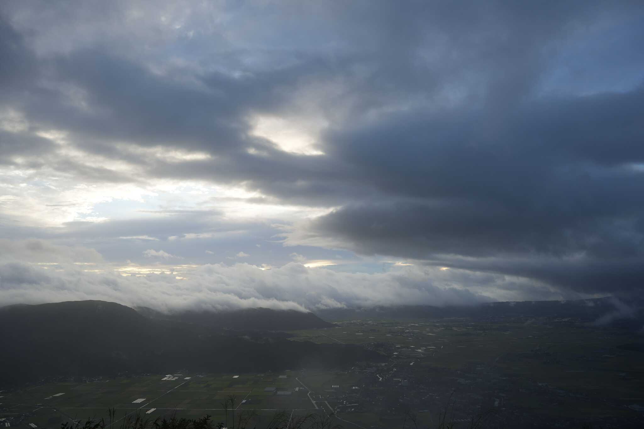 2日目朝、兜岩展望所からの雲海(…?)