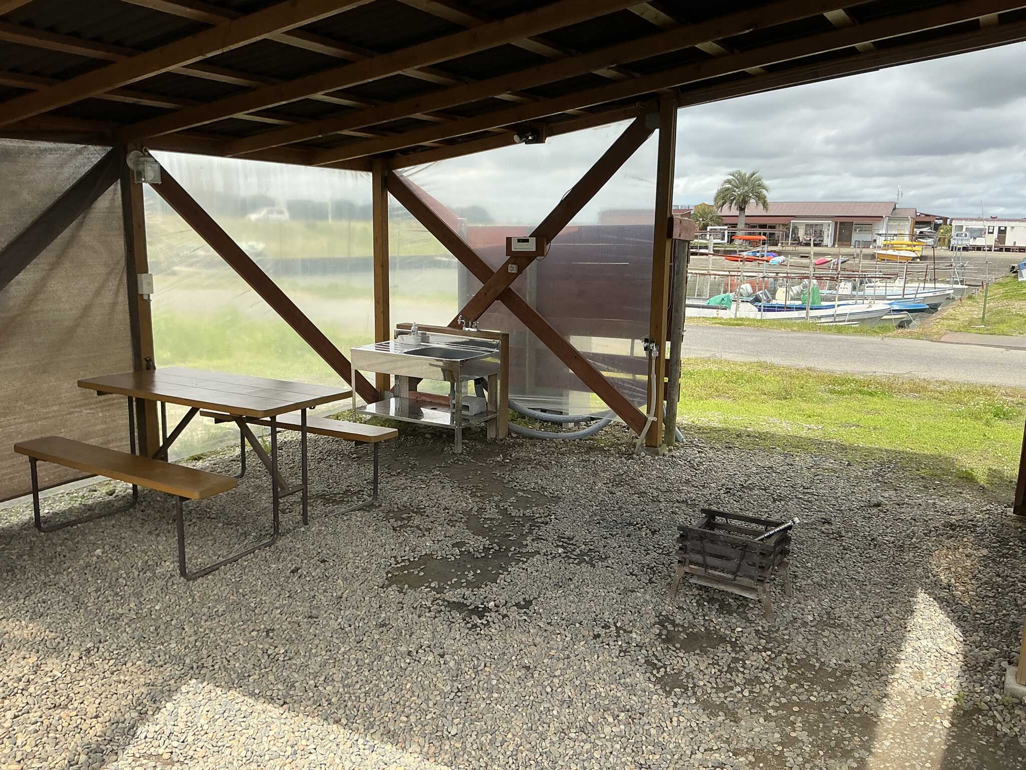 屋根付き部分