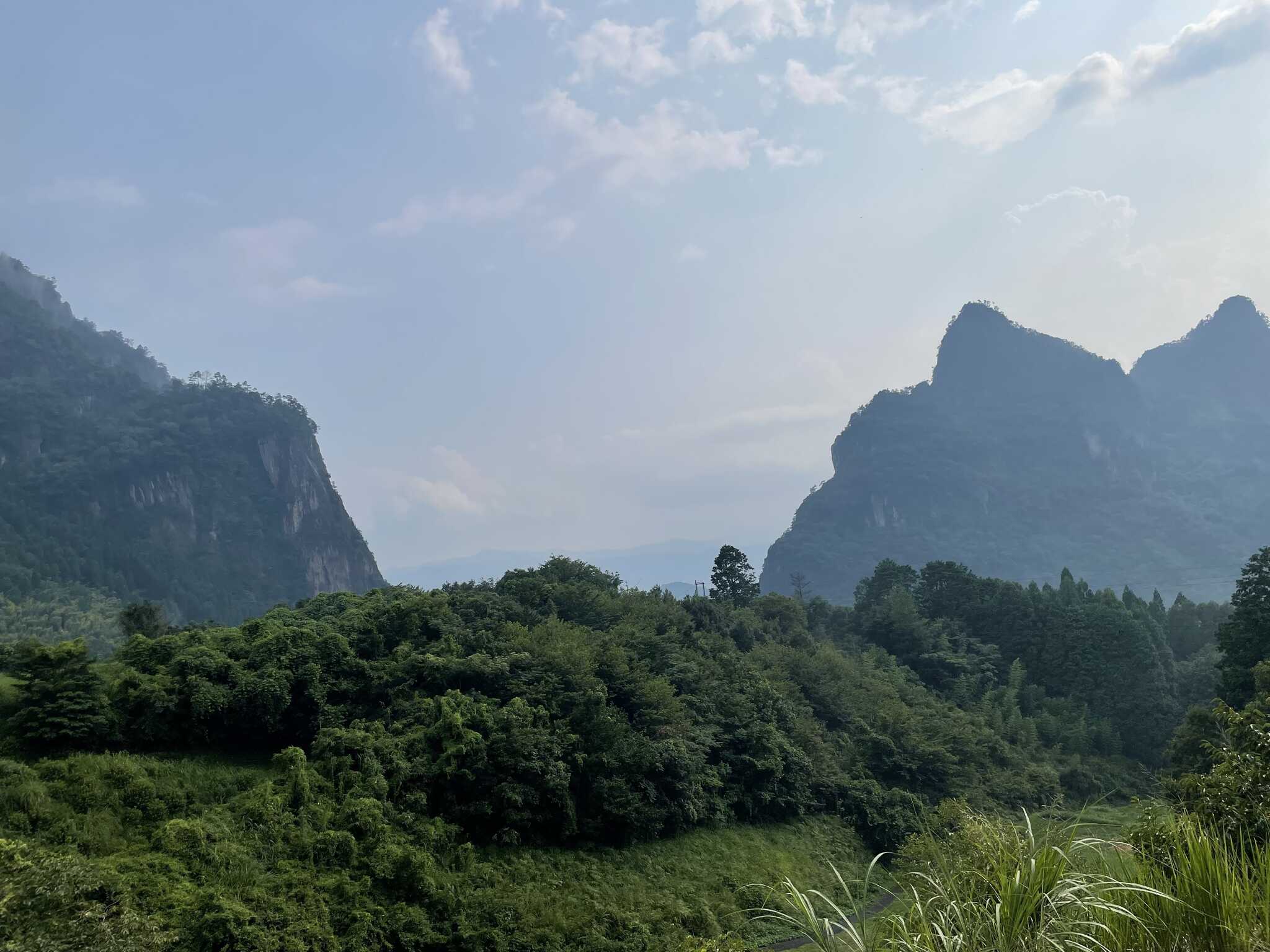 絶景の比叡山と矢筈岳