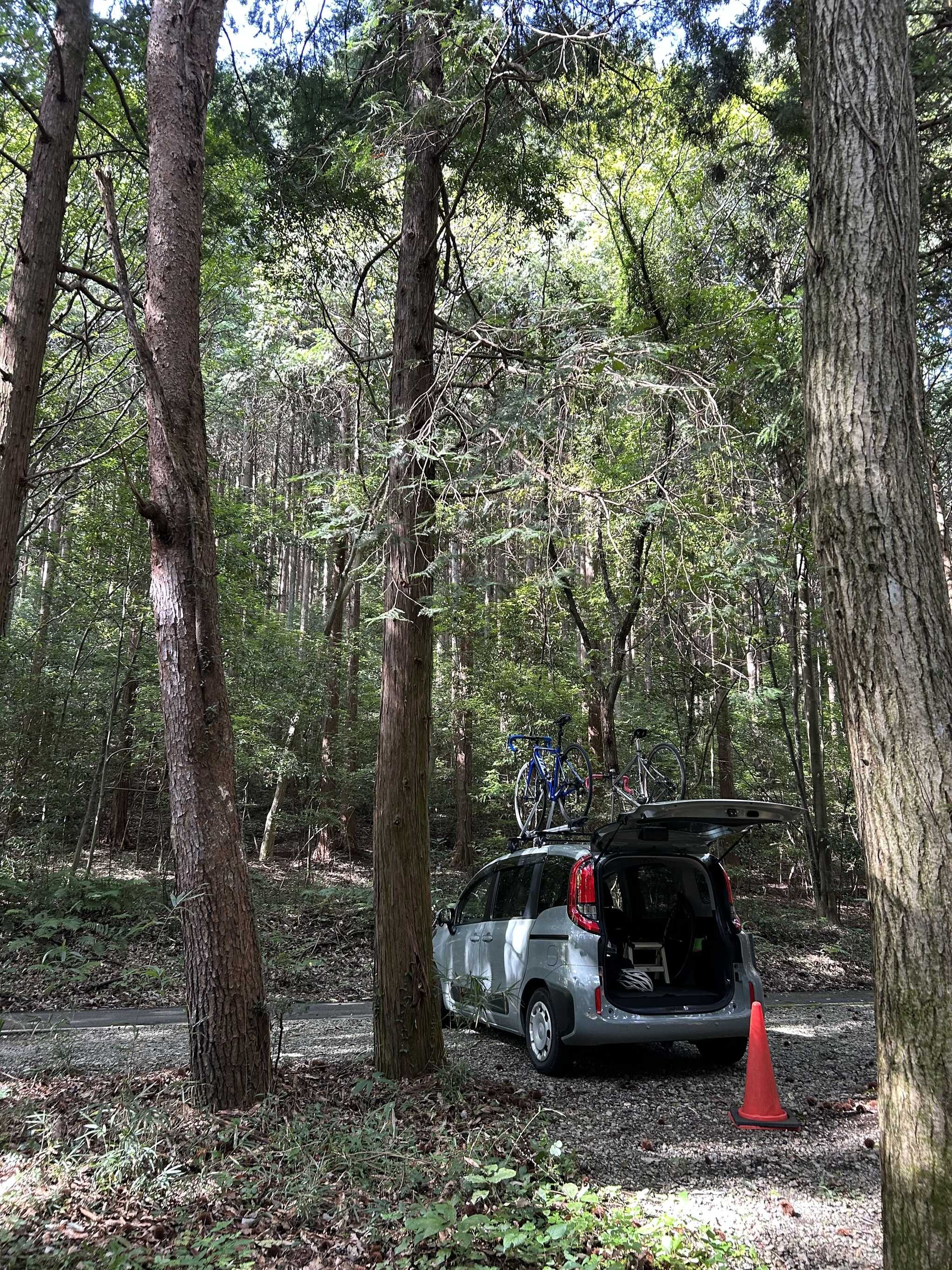 フリーサイト近くの専用駐車場