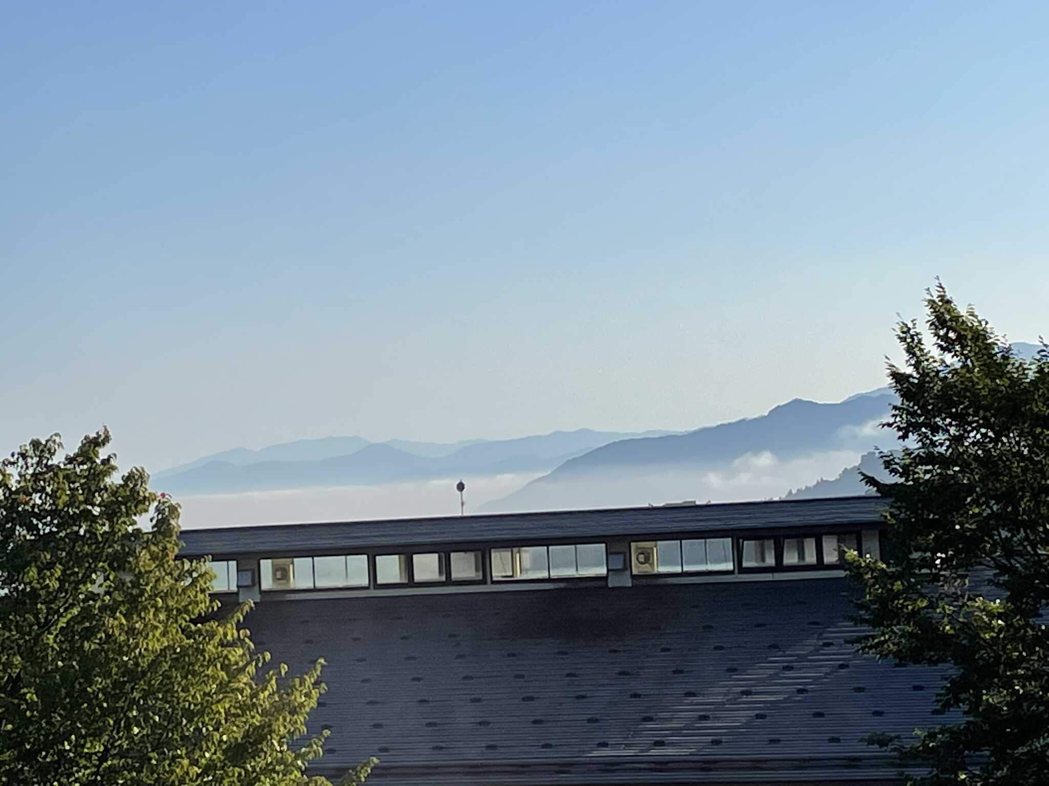晴れた日の朝の雲海