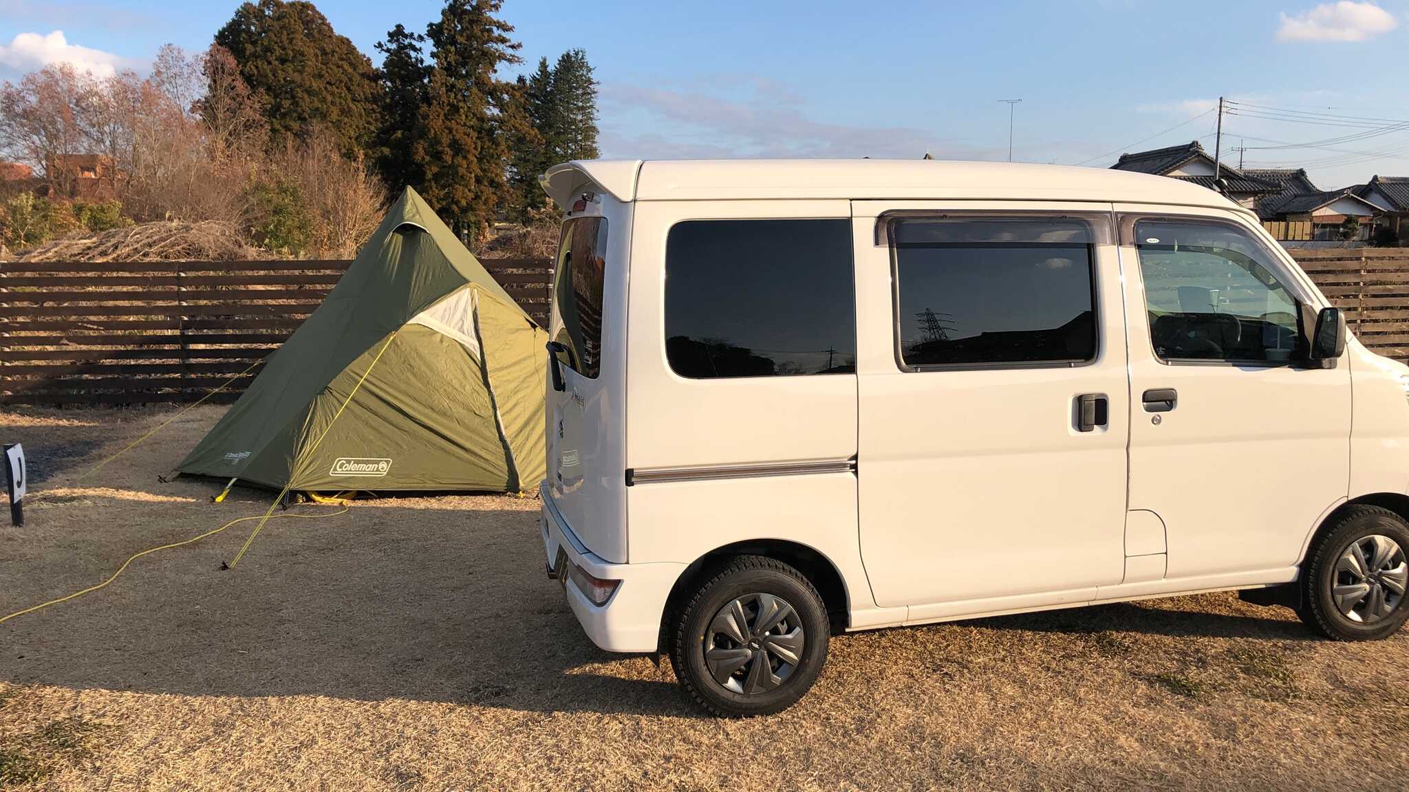 ウチは軽ワゴンでいきました