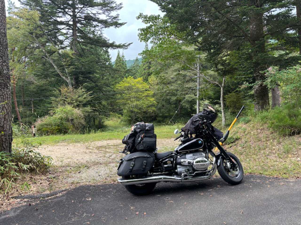 バイクとともにキャンプ