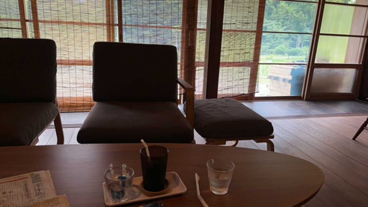 古民家カフェで時を楽しむ