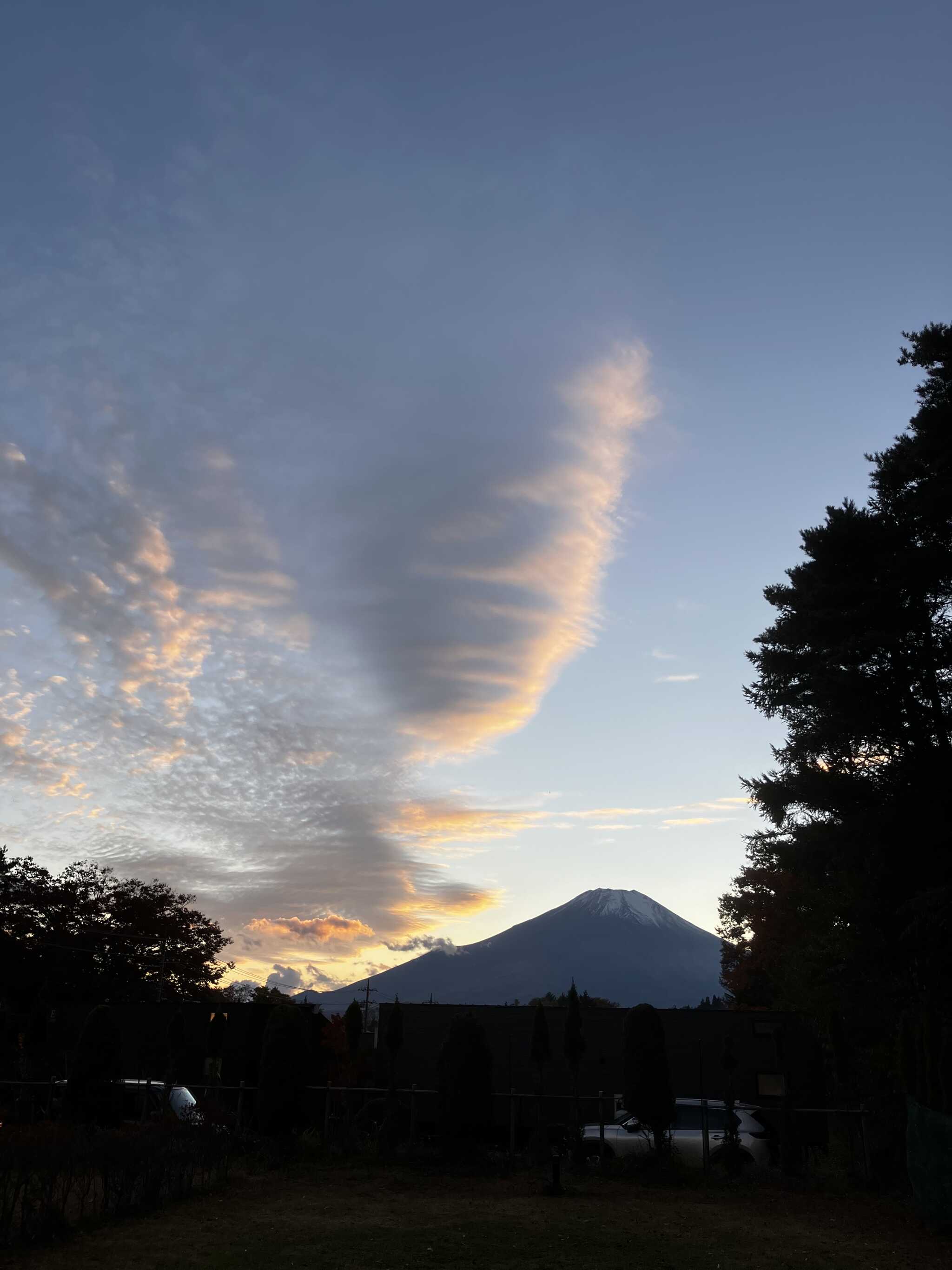 サイトから夕方の富士山