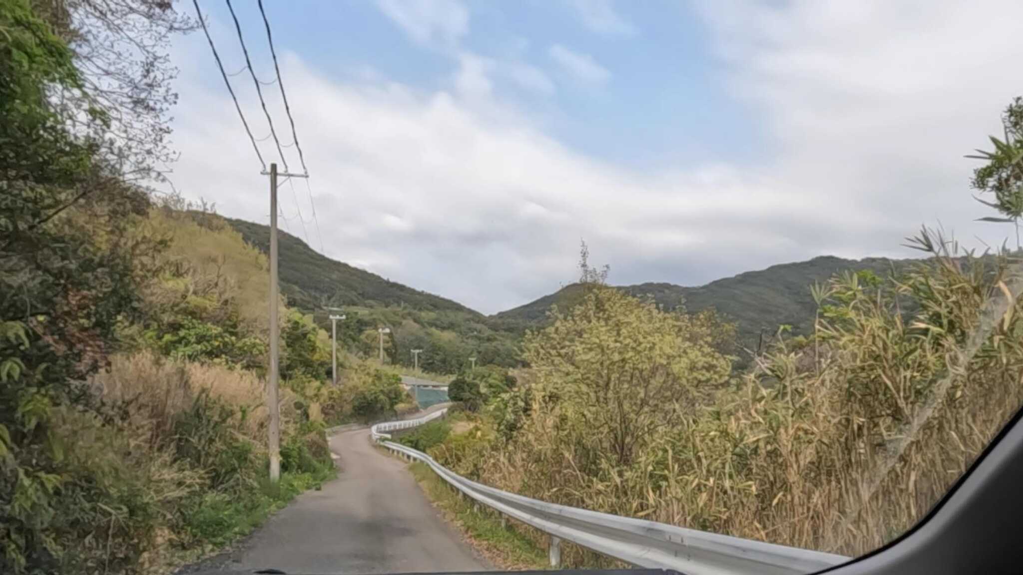 キャンプ場手前の道