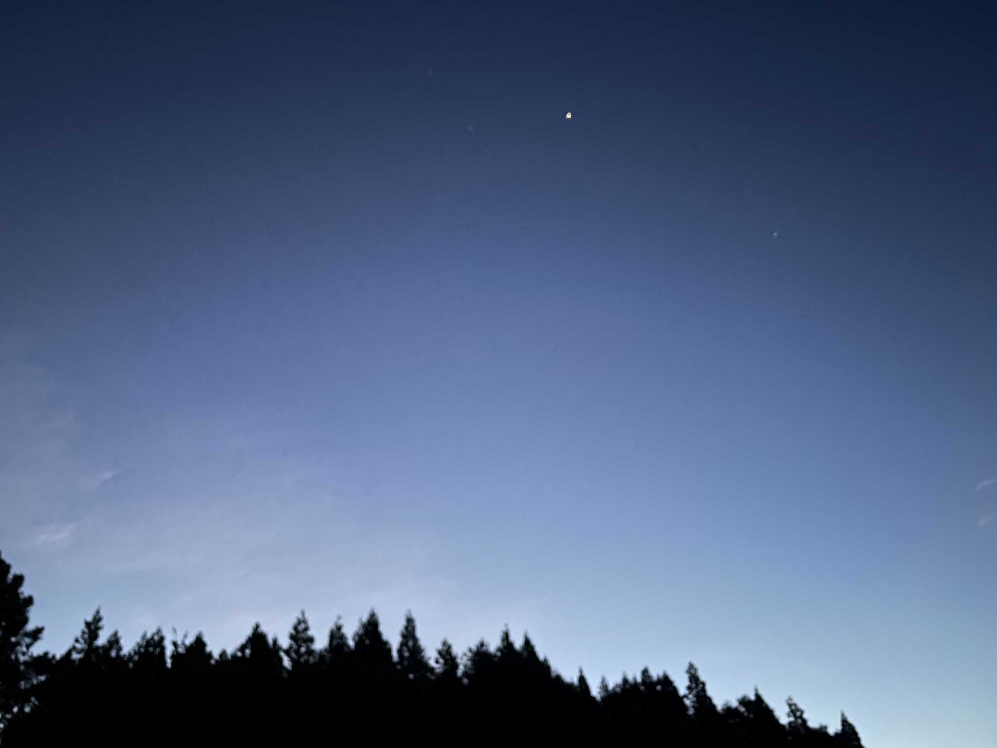 朝(日)と夜(星)の間
