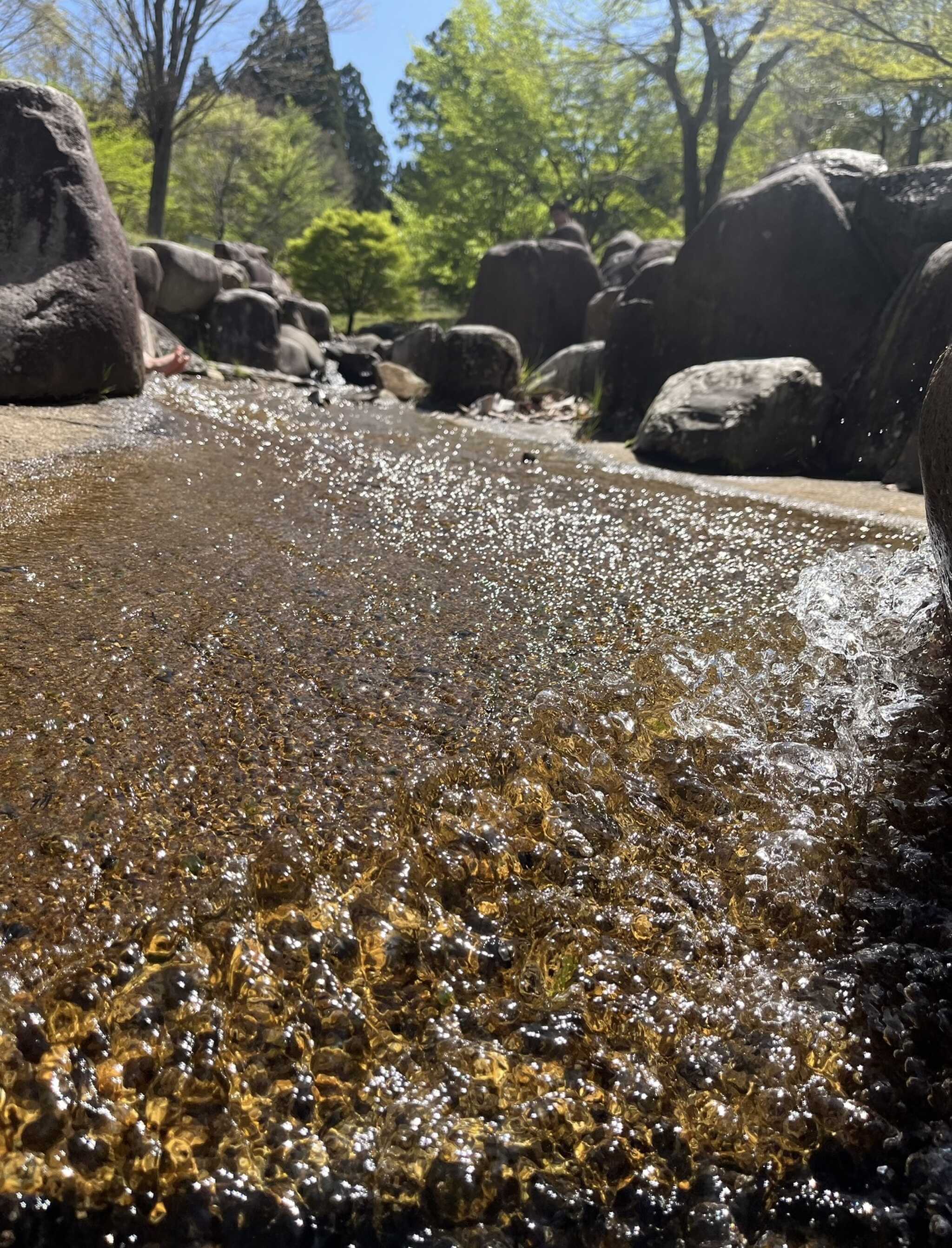 川