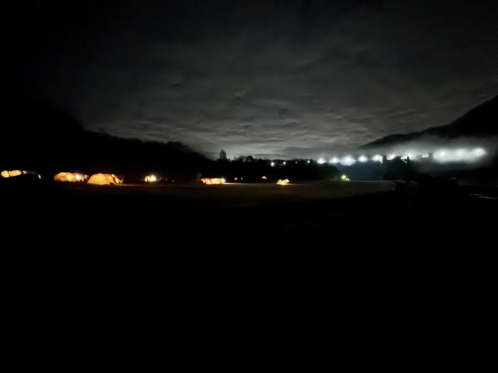 フリーサイト、夜