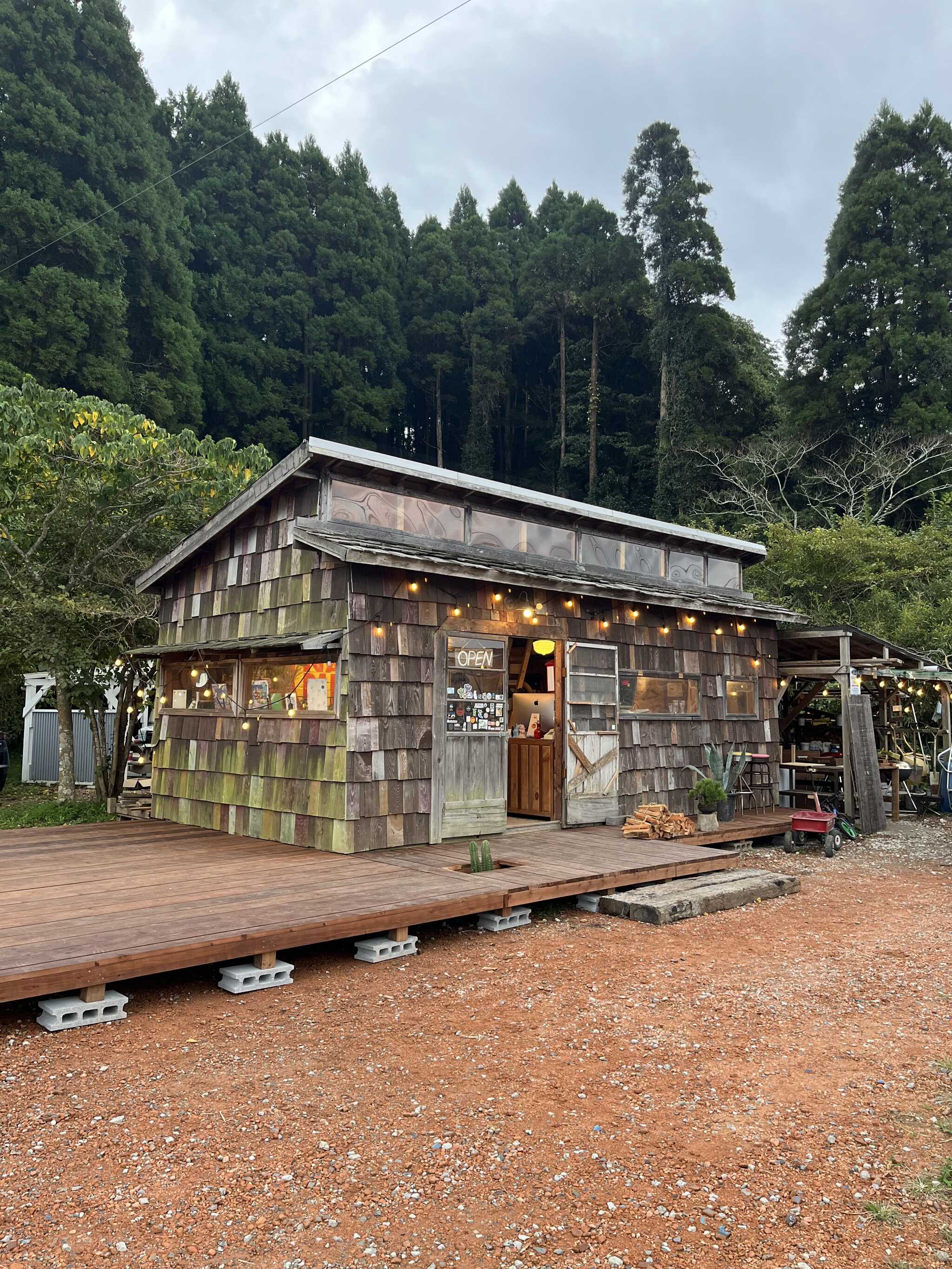 管理棟