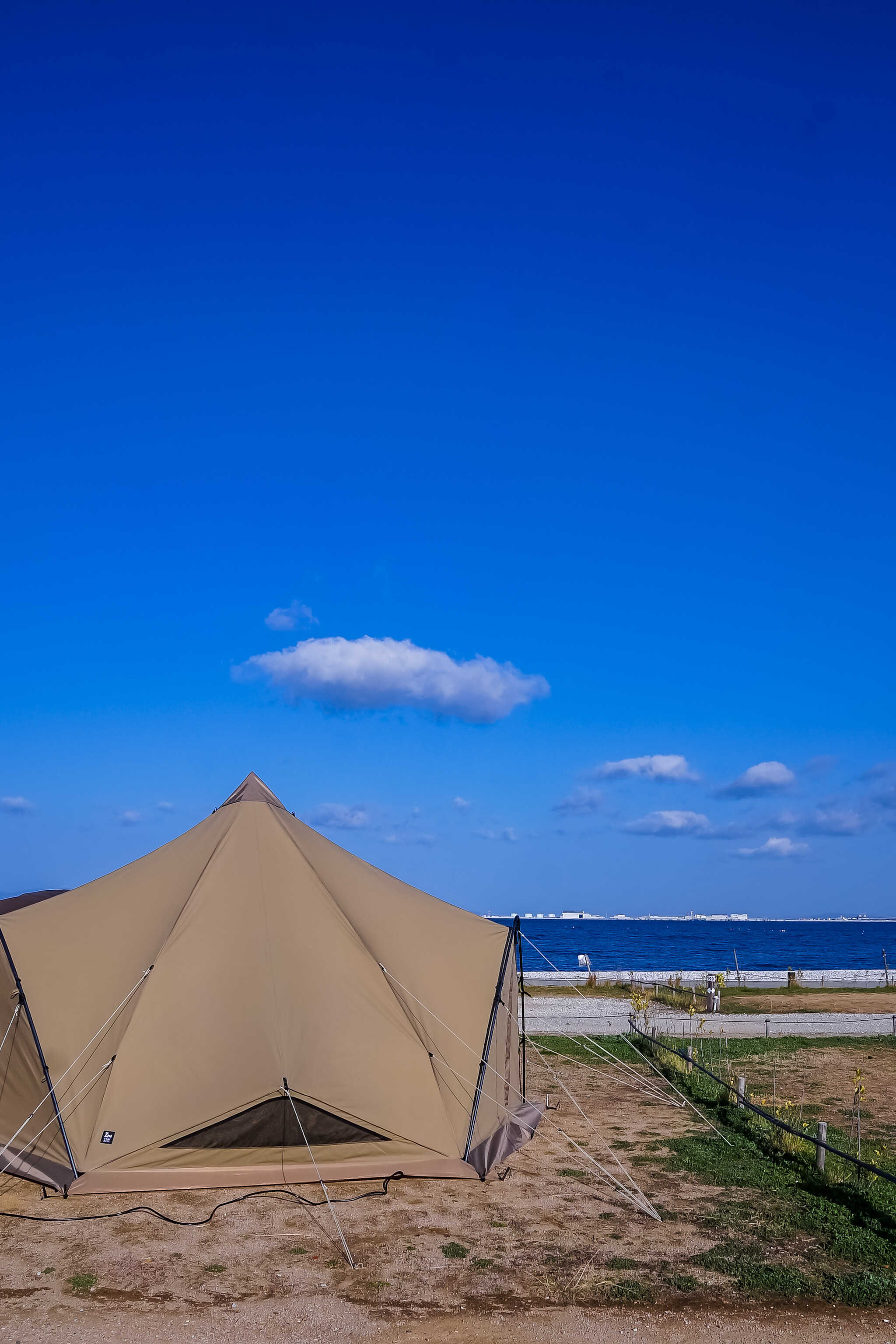 海の向こうに関空