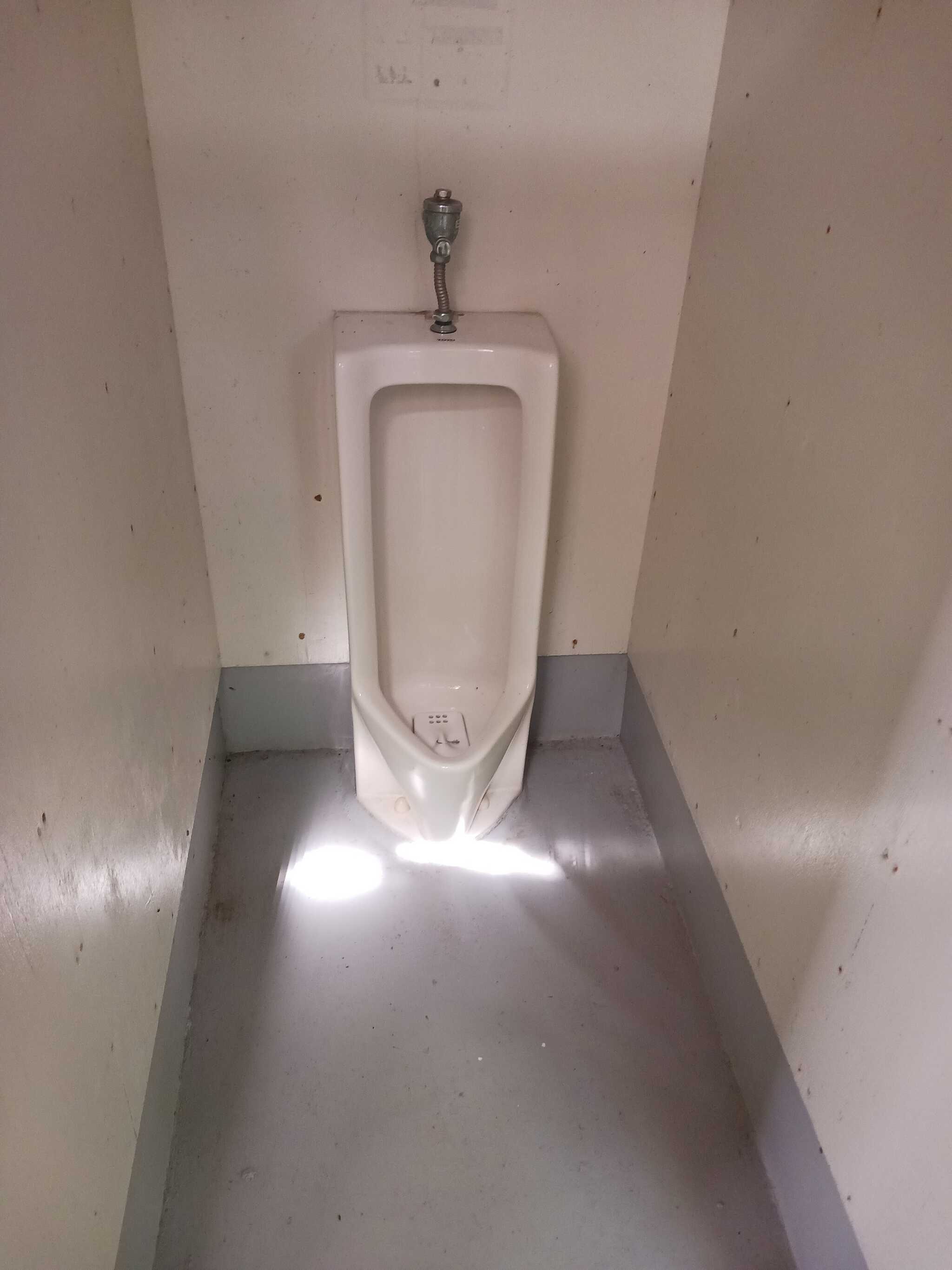 男子用トイレ