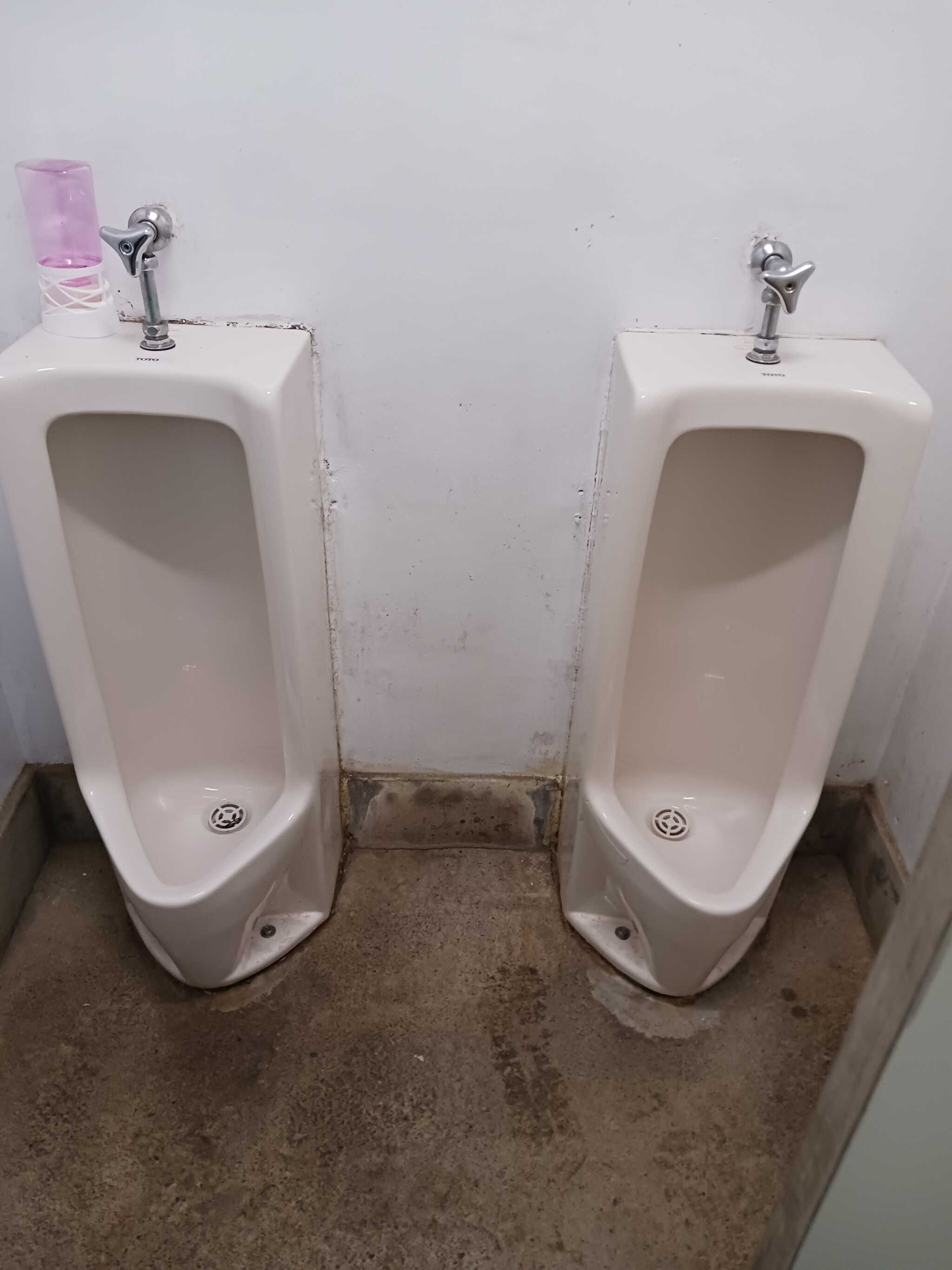 男子用トイレ