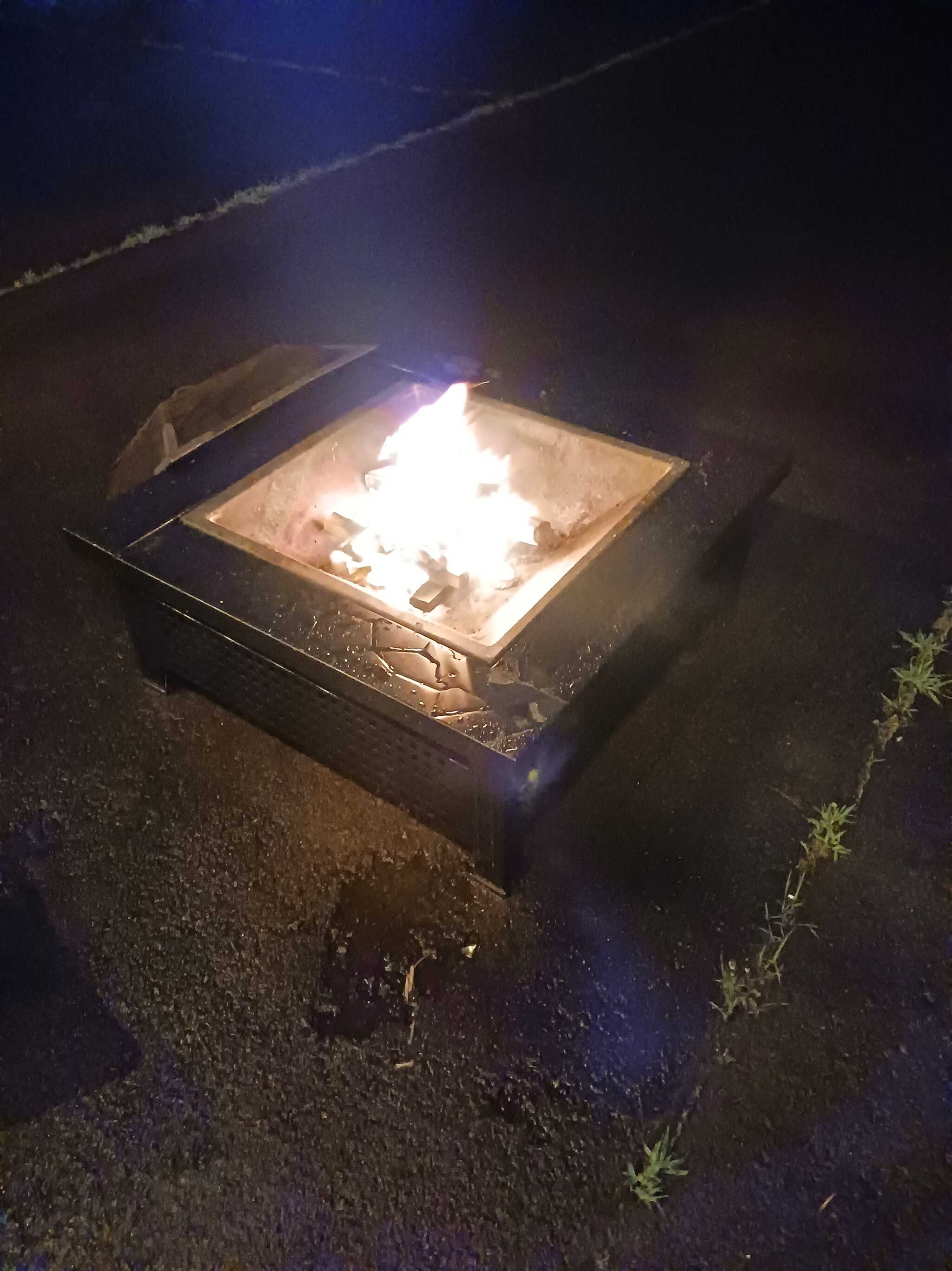 備え付け焚火台