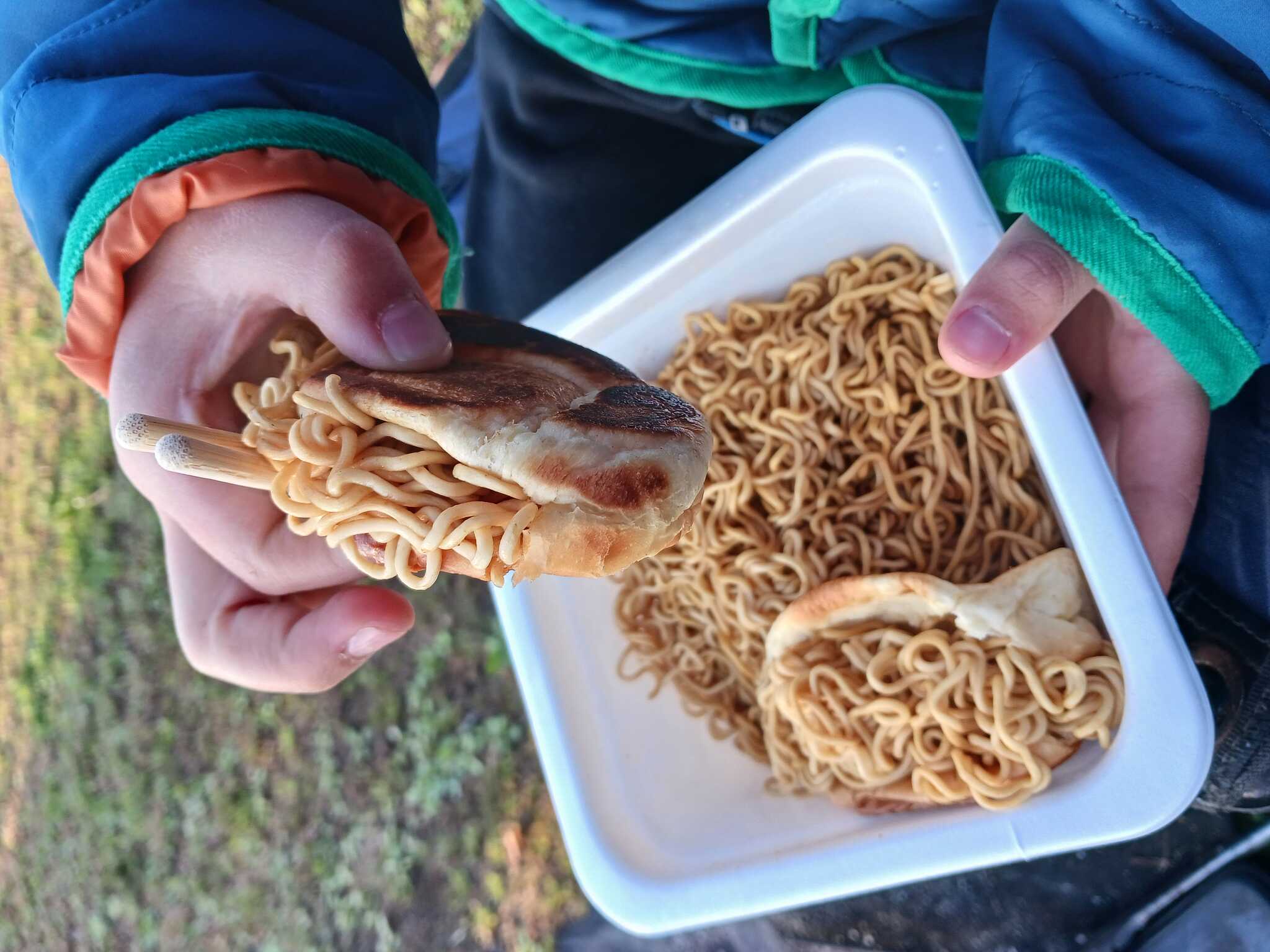 朝食