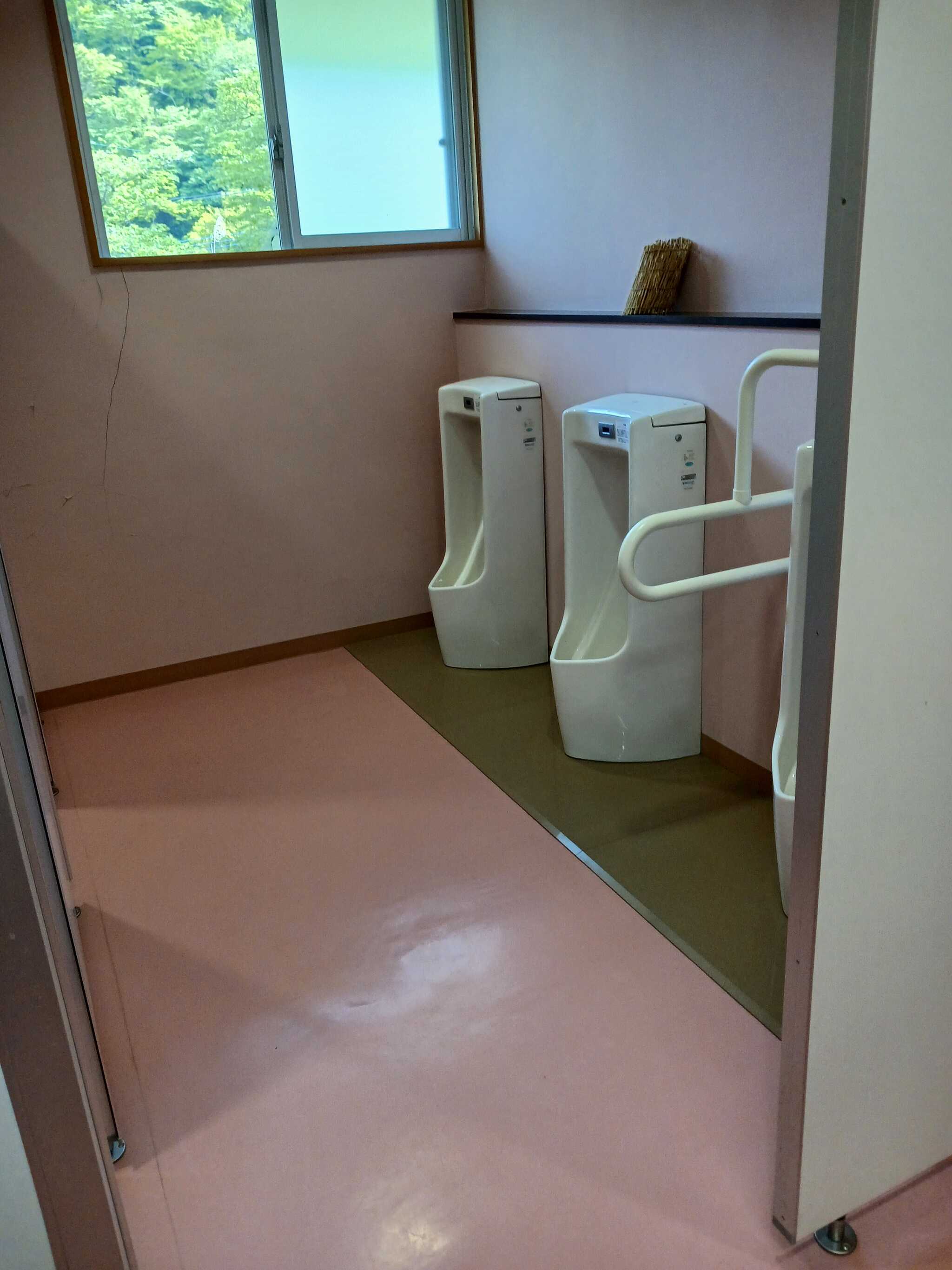 男子用トイレ
