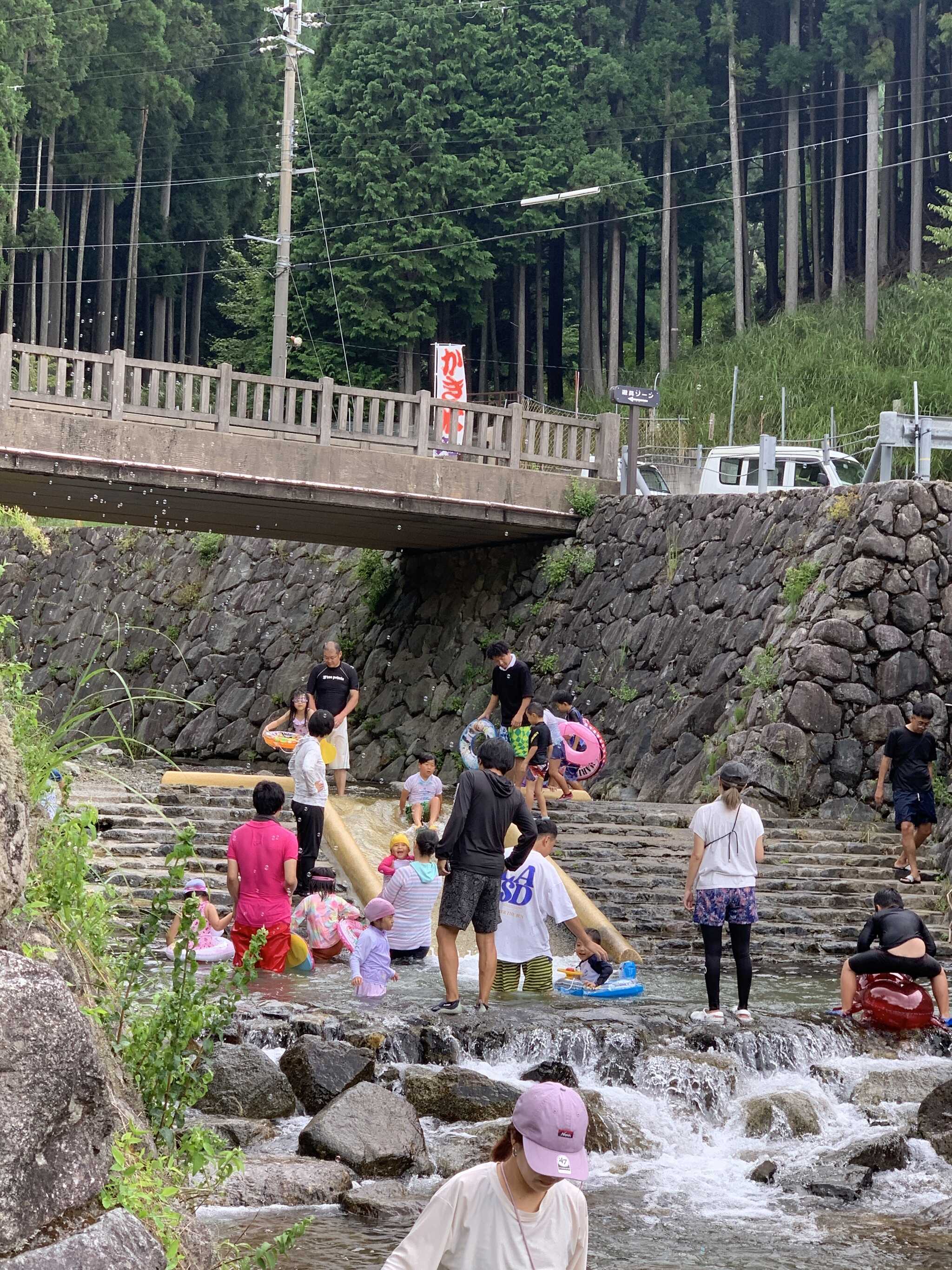 川遊び
