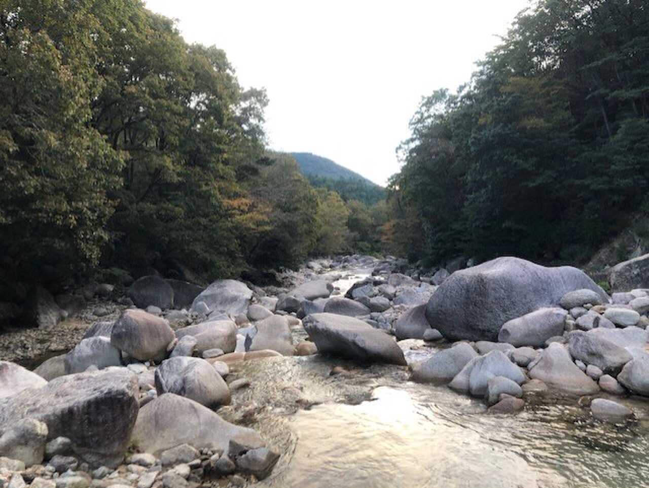 施設周辺 渓流