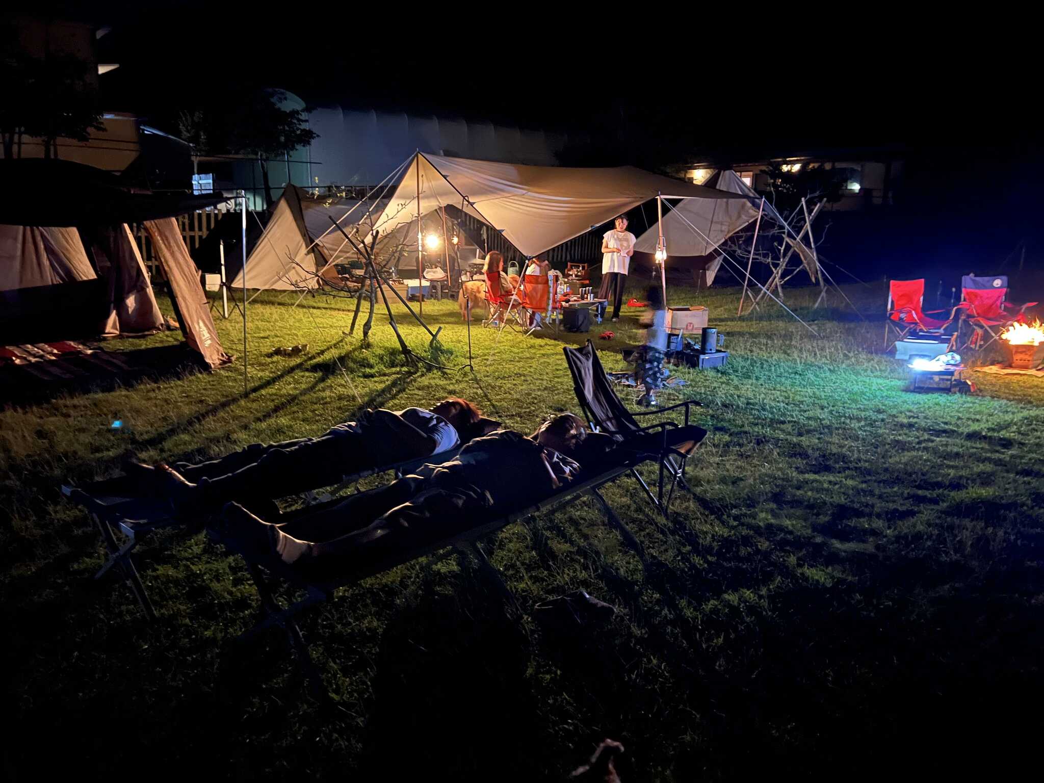 3世代キャンプ夜の団欒