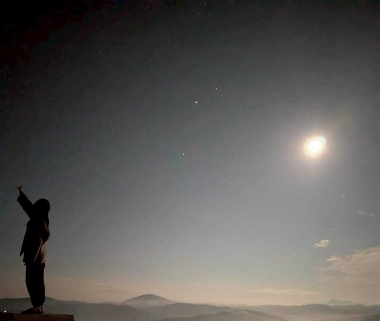 夜の雲海
