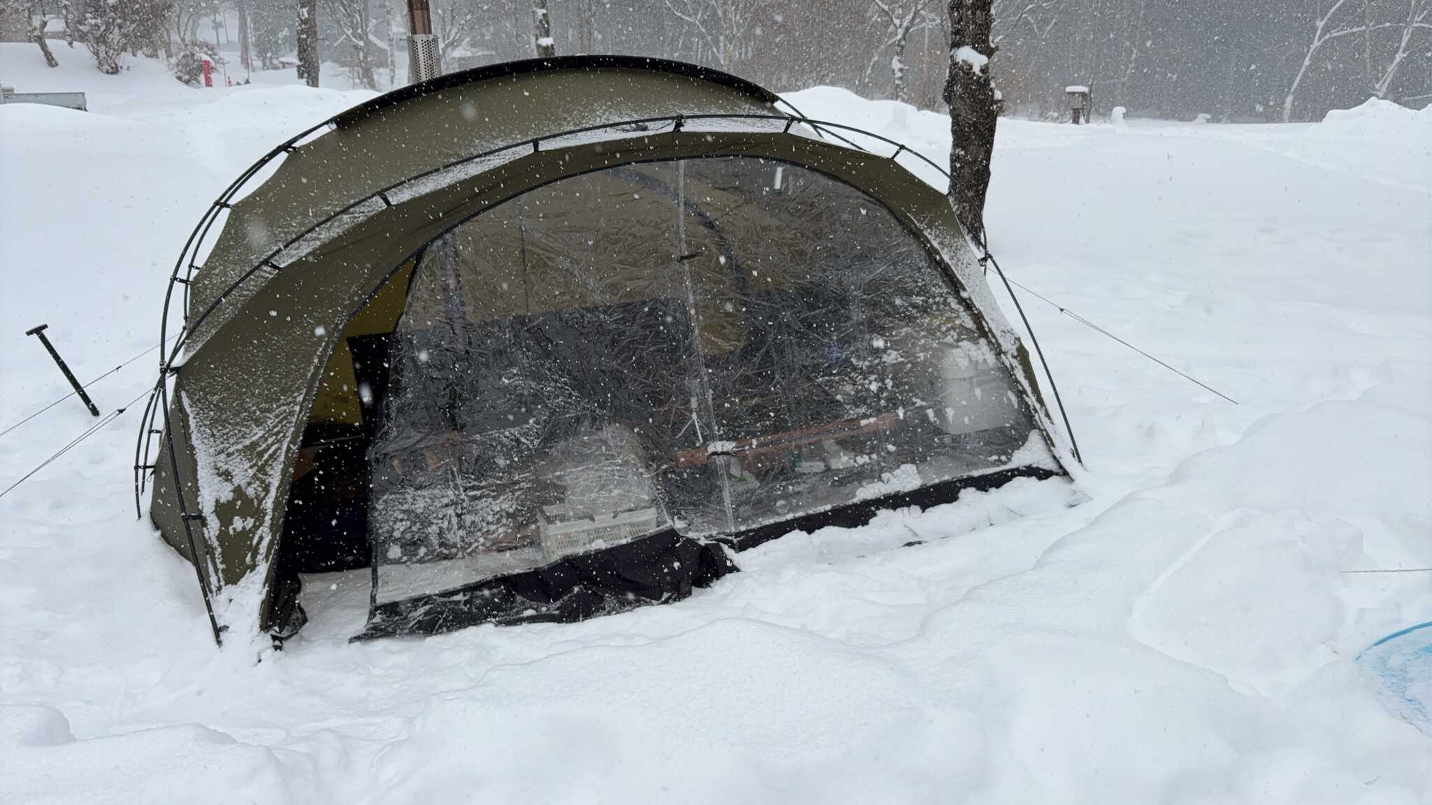 雪中キャンプの様子