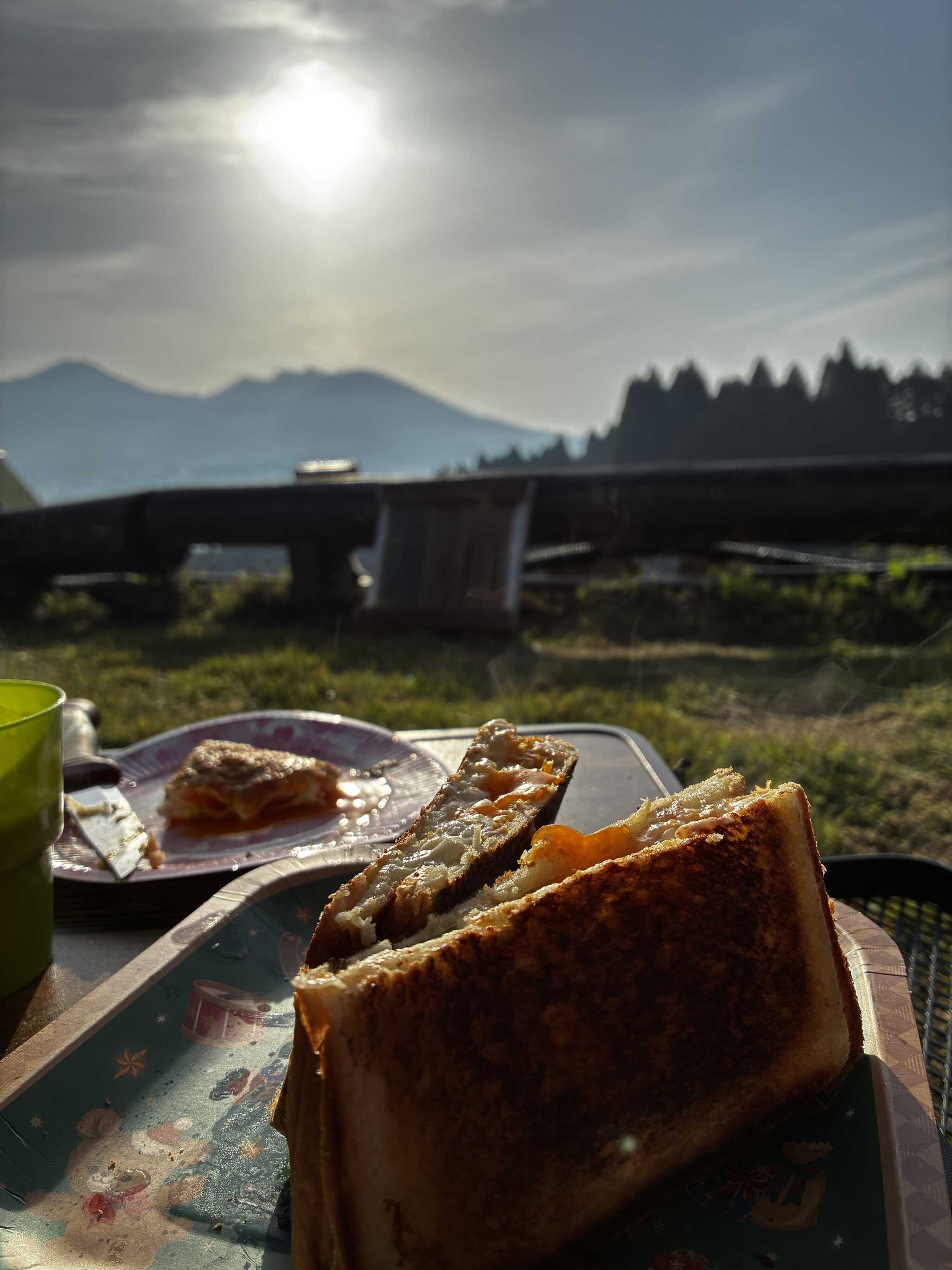 朝食
