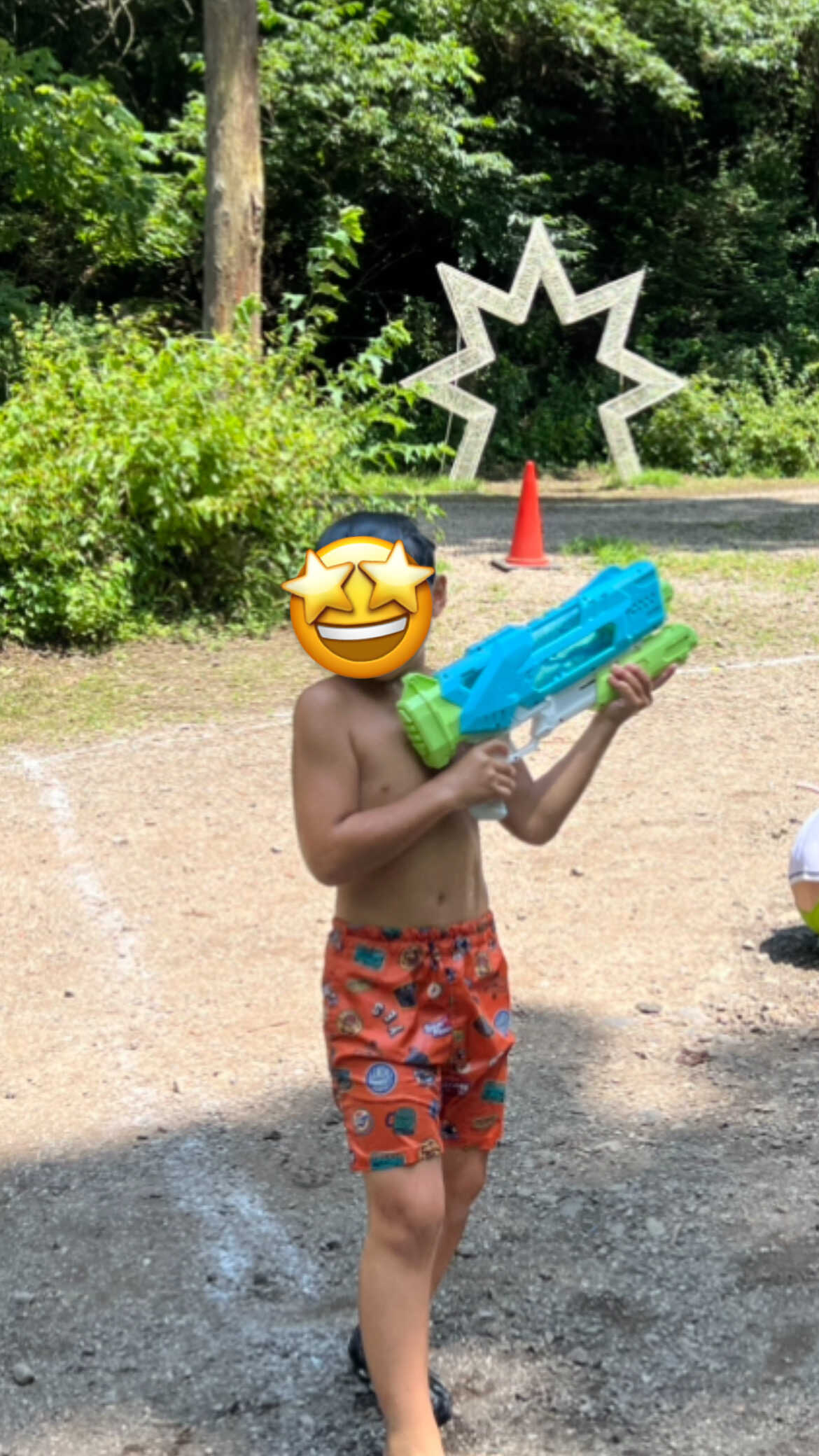 色んなタイプの水鉄砲を貸してくれます