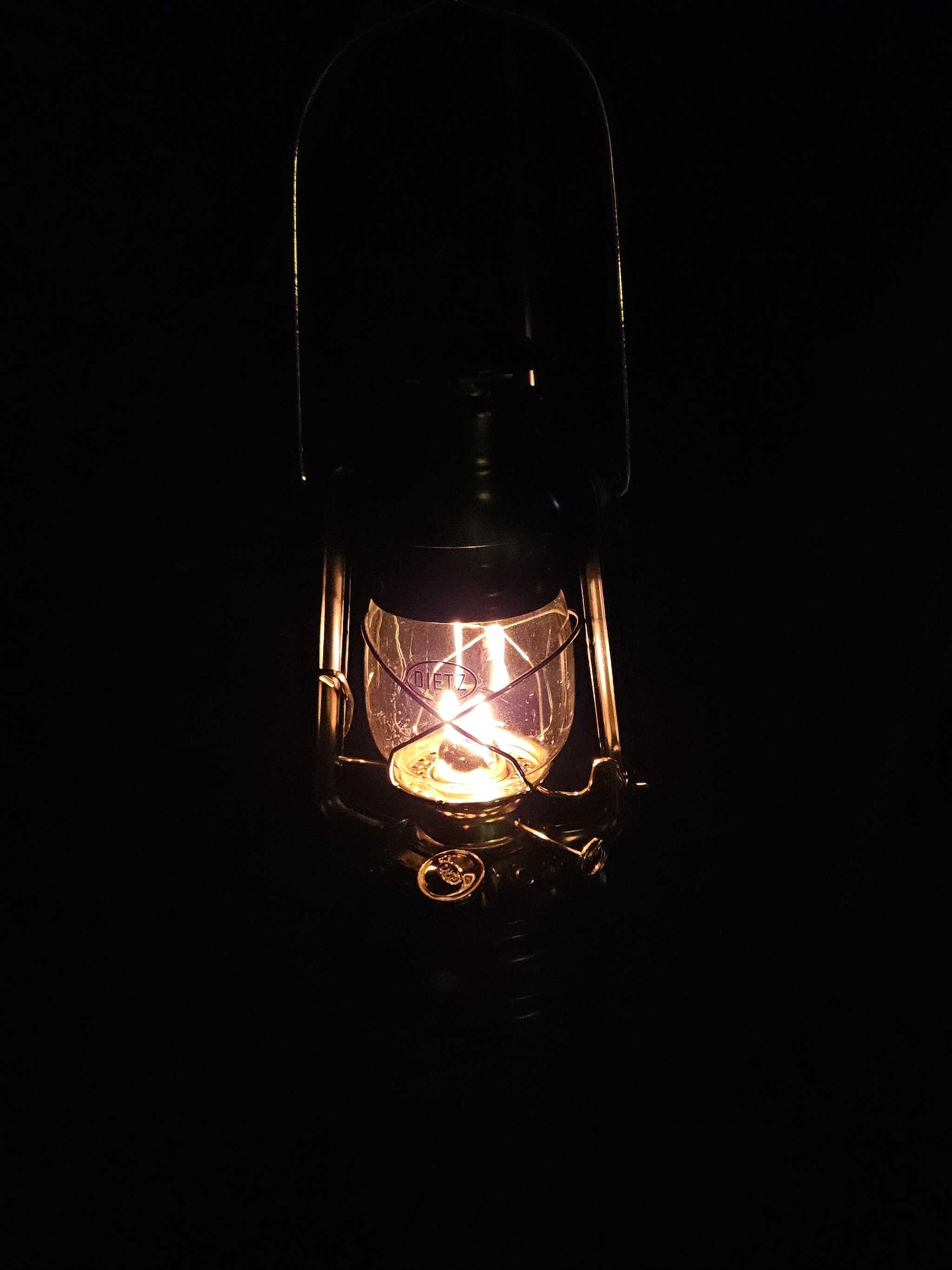 夜、ランタンが心地よい