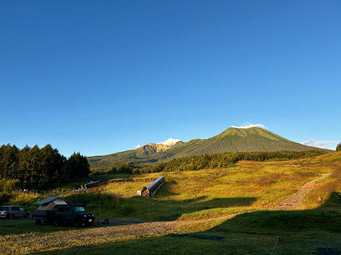 朝穂を浴びる御嶽山