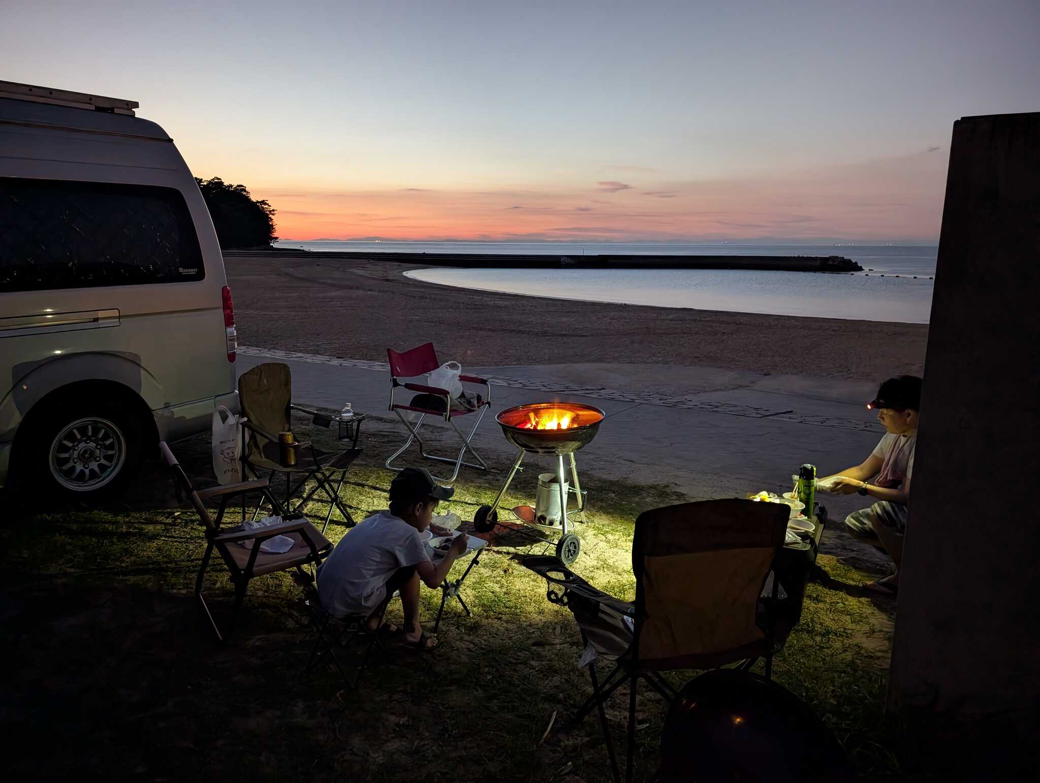 夕陽を見ながらのBBQ