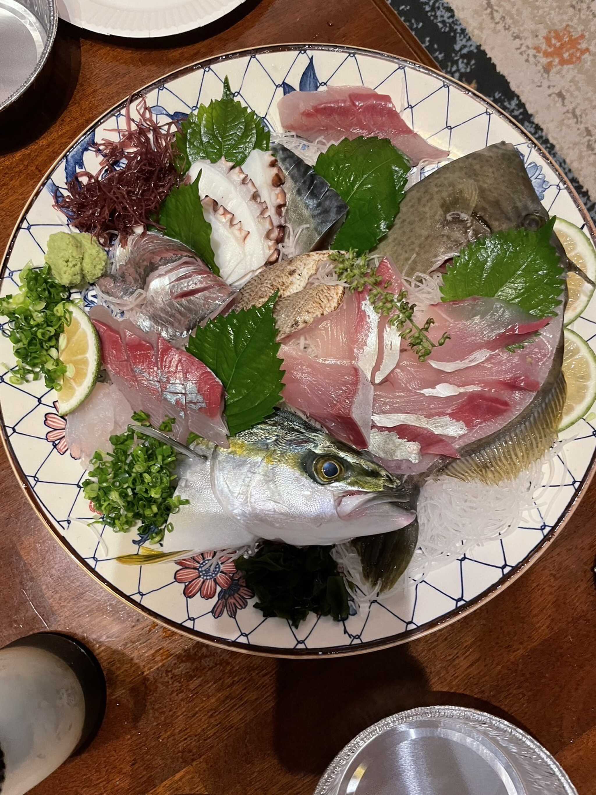 佐伯産の刺身盛り合わせ