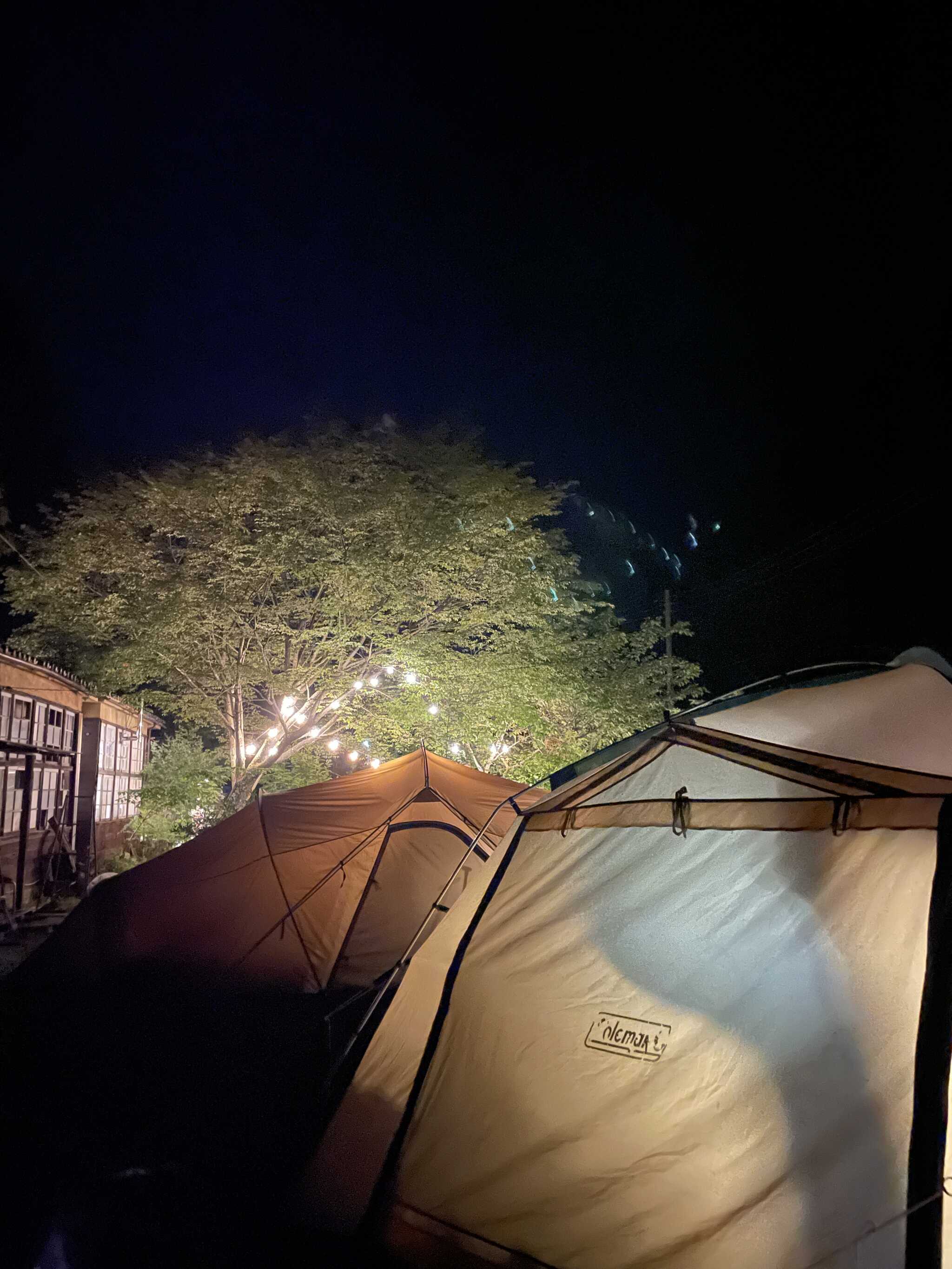 ライトがあり夜も明るいです