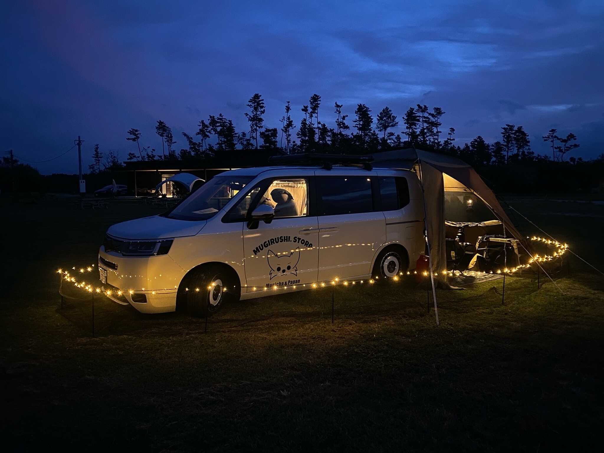 夜の車中泊