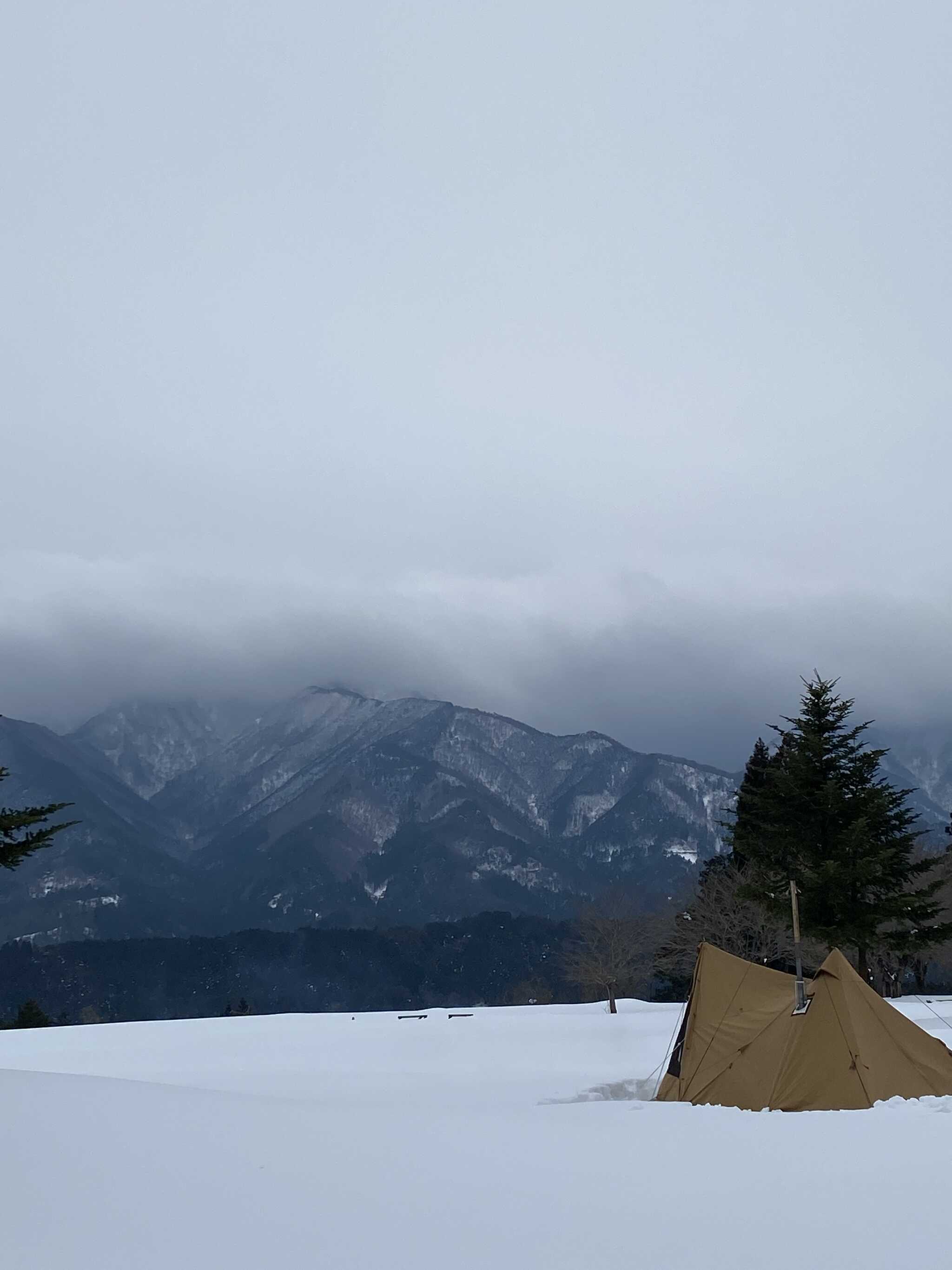 雪原と蒜山