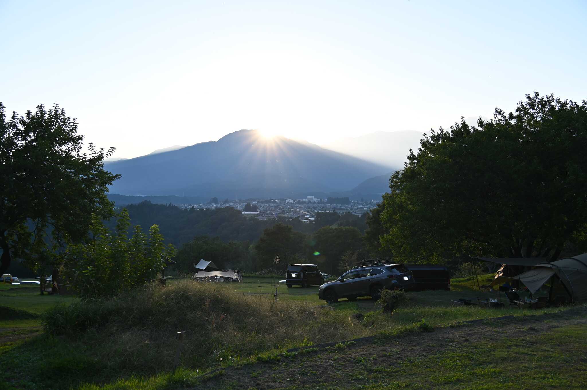 山に沈む夕日が最高!
