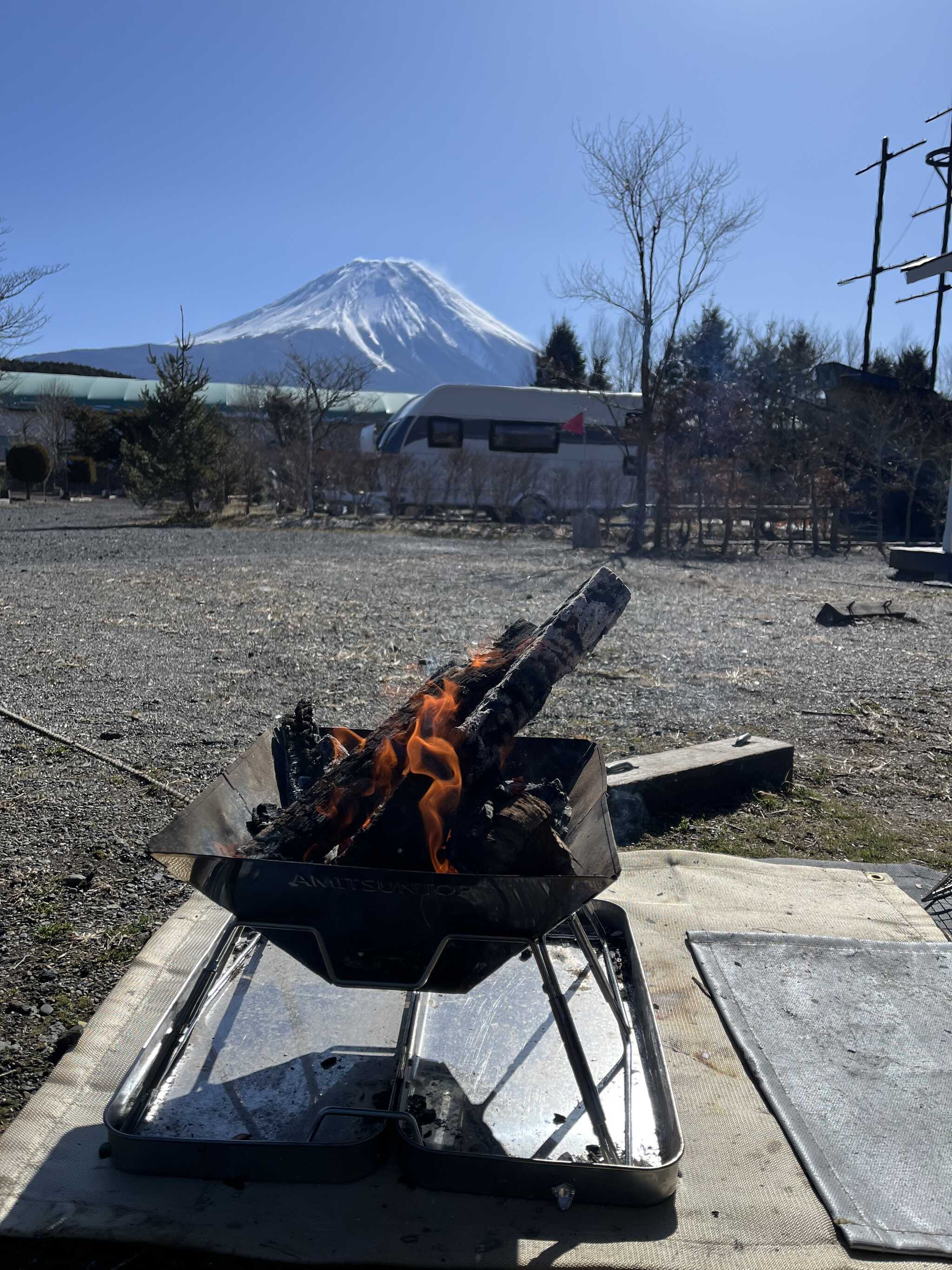 焚火と富士山