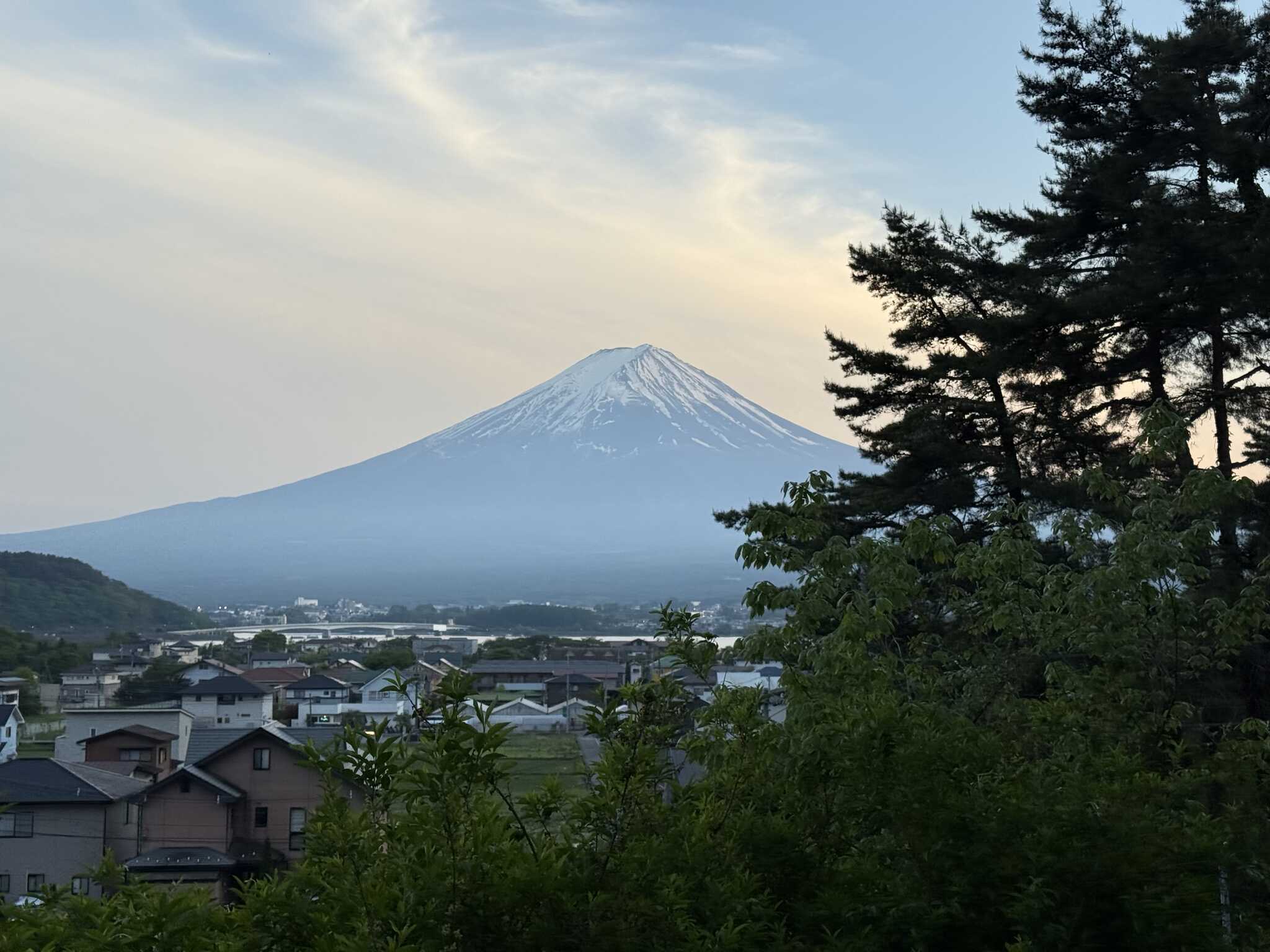 朝の富士山