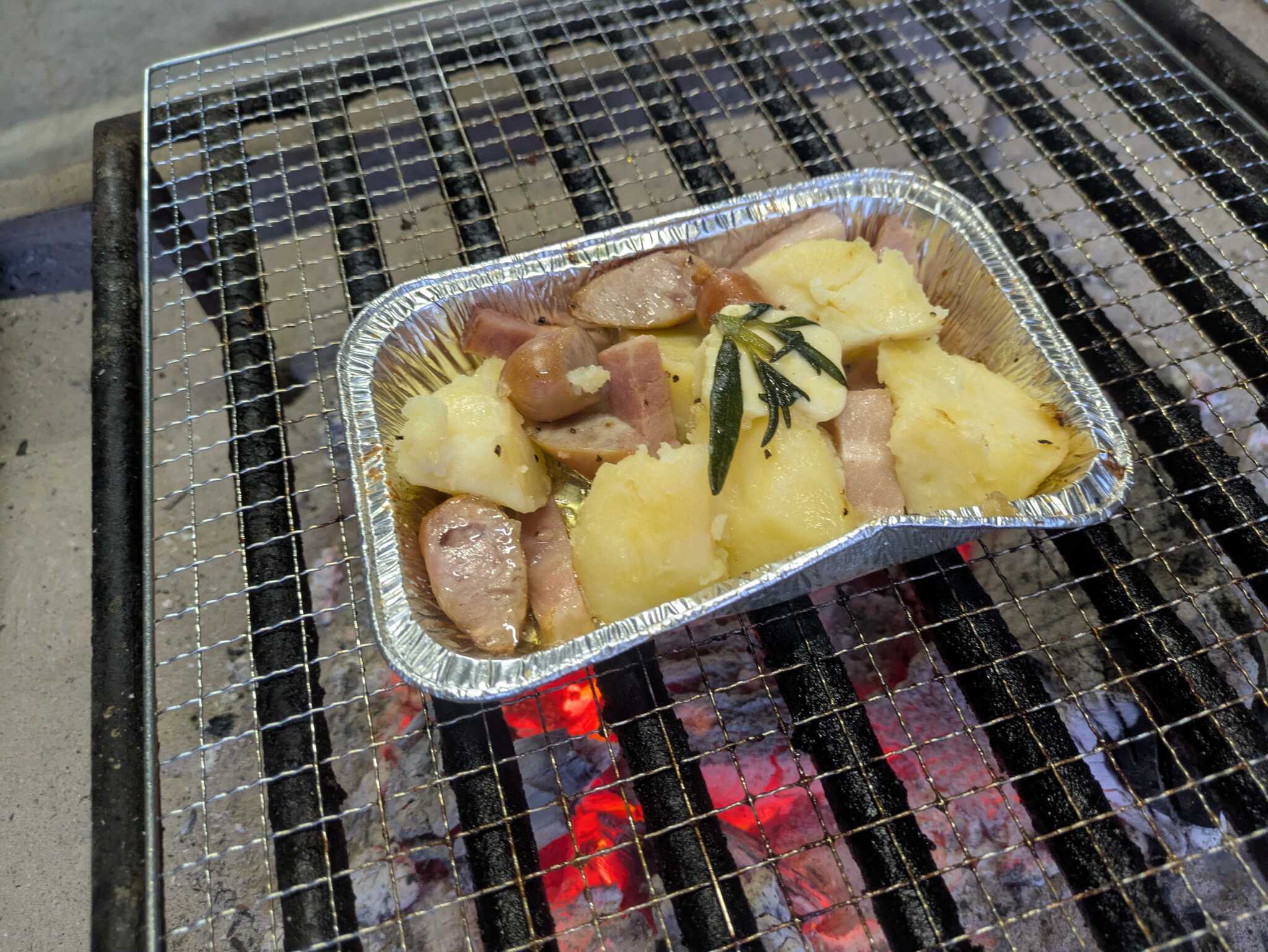 売店で購入したジャーマンポテト