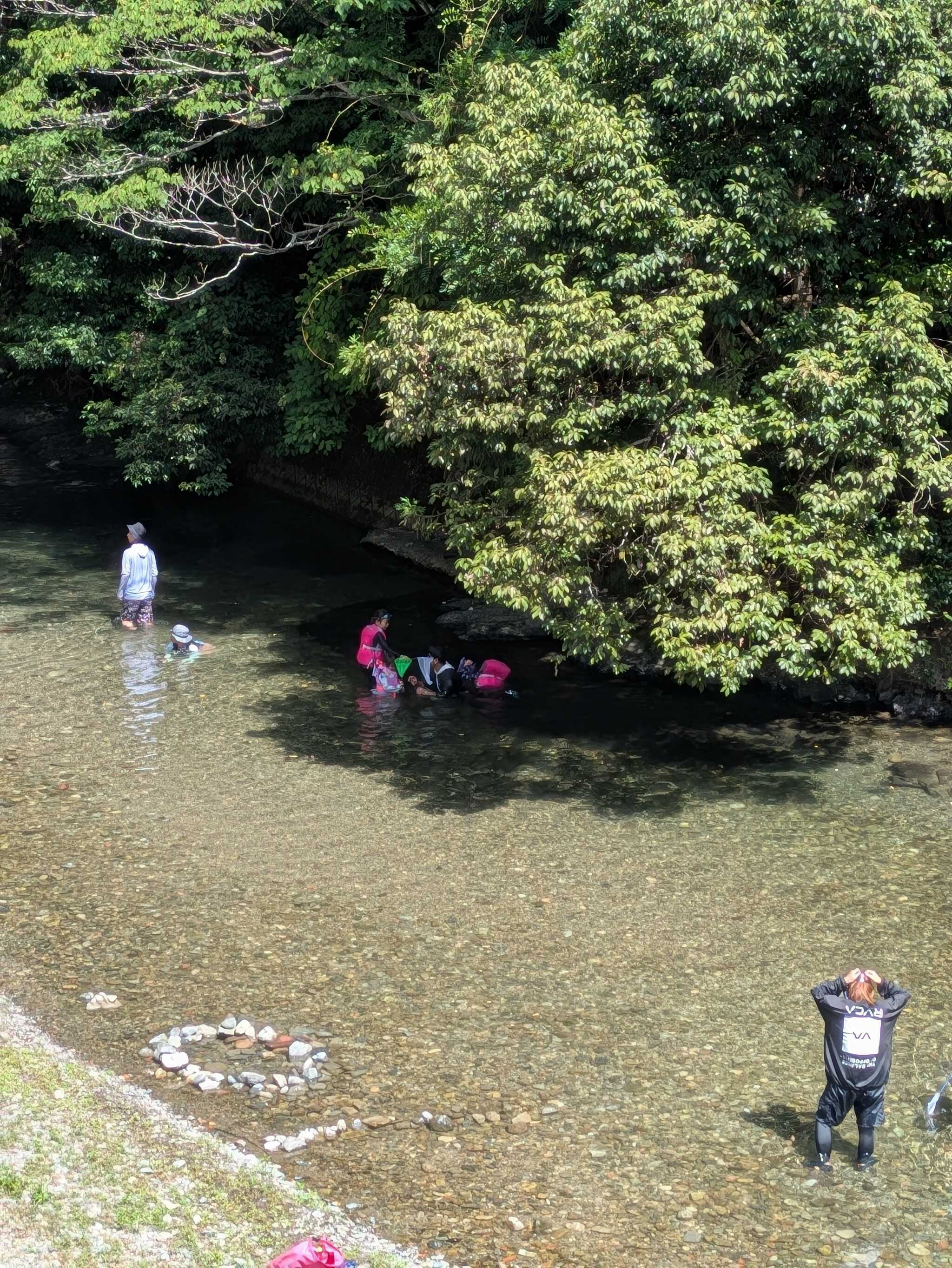川遊び