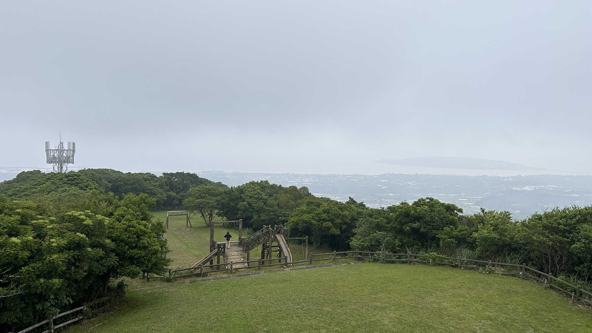 天候に恵まれれば古宇利島も綺麗に見えます。