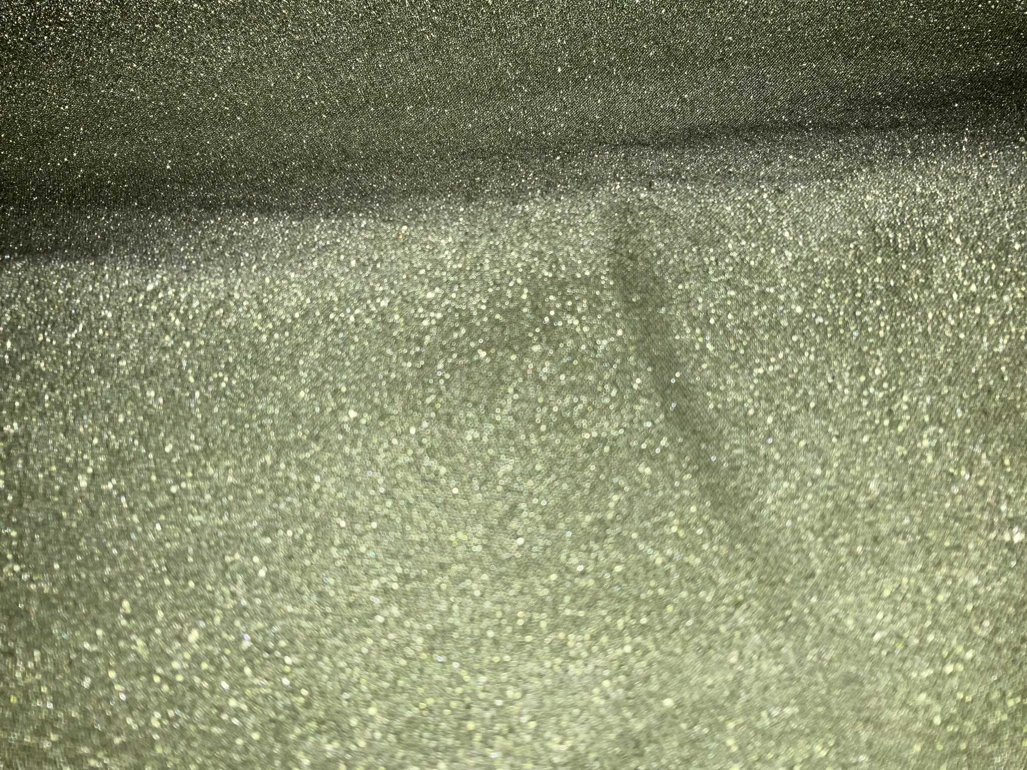 夜テント内部の結露が凍っていました。毛糸の帽子をかぶって寝ました。