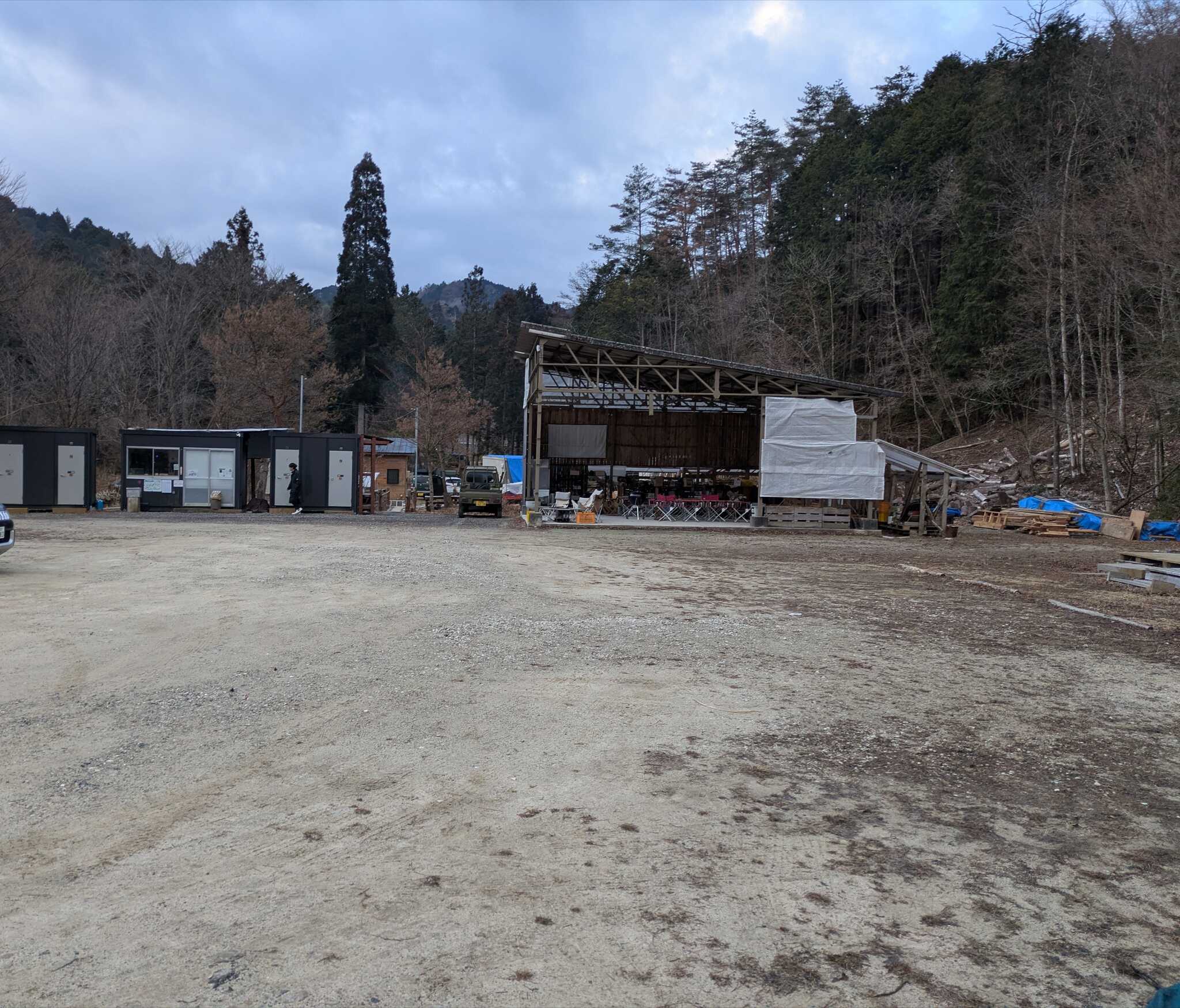 キャンプ場