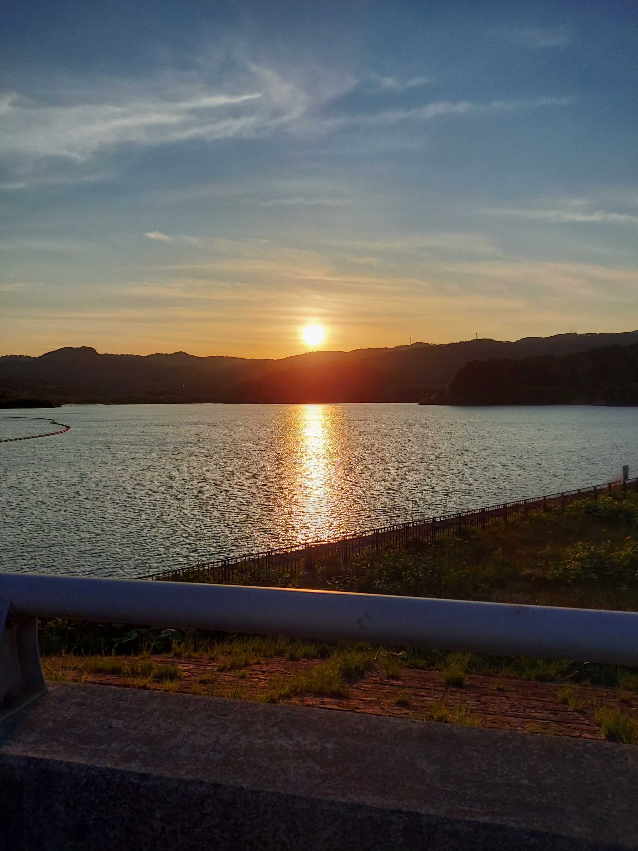 ピリカダムからの夕日