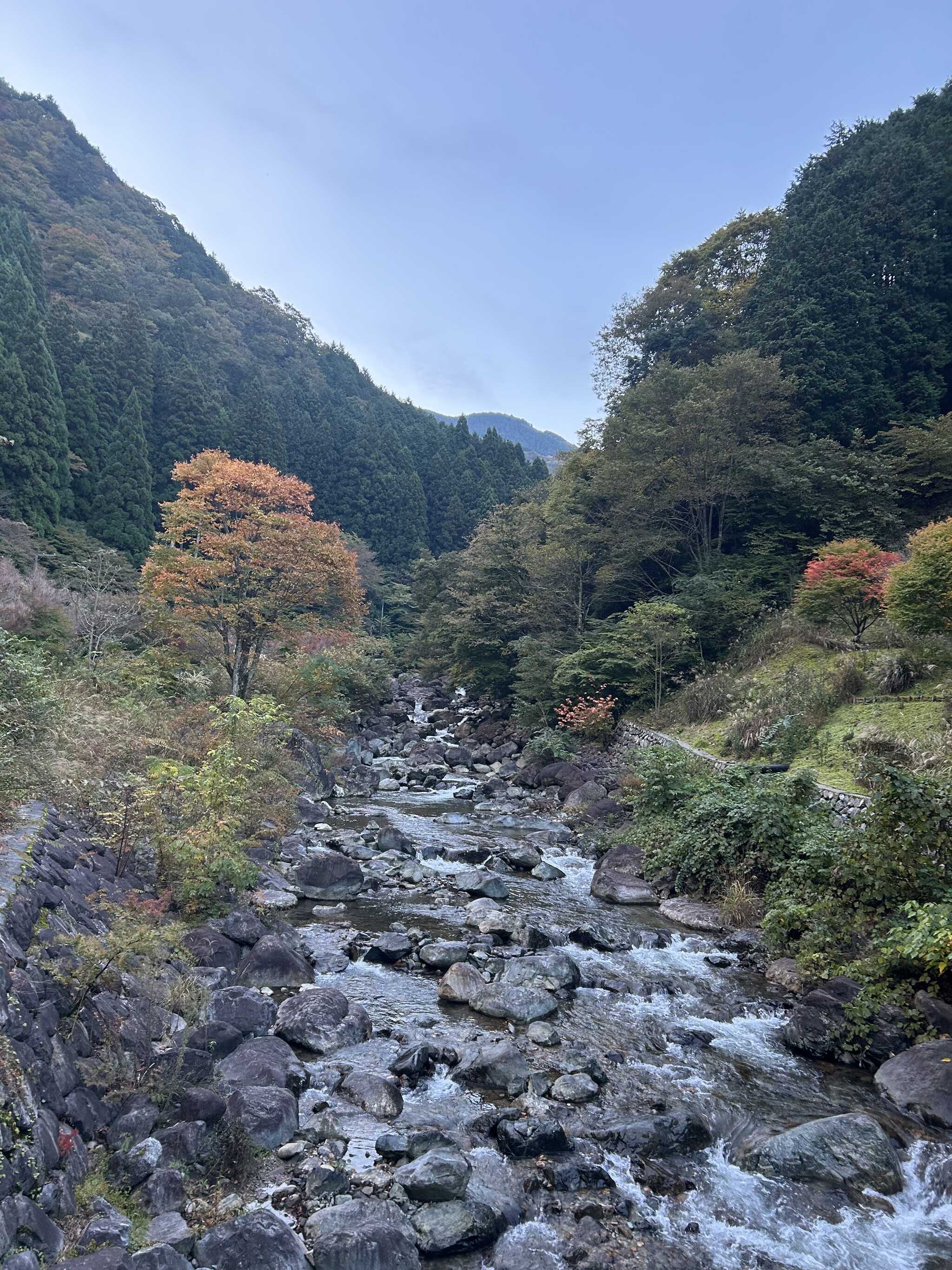 この左にビッグサイトがあります。