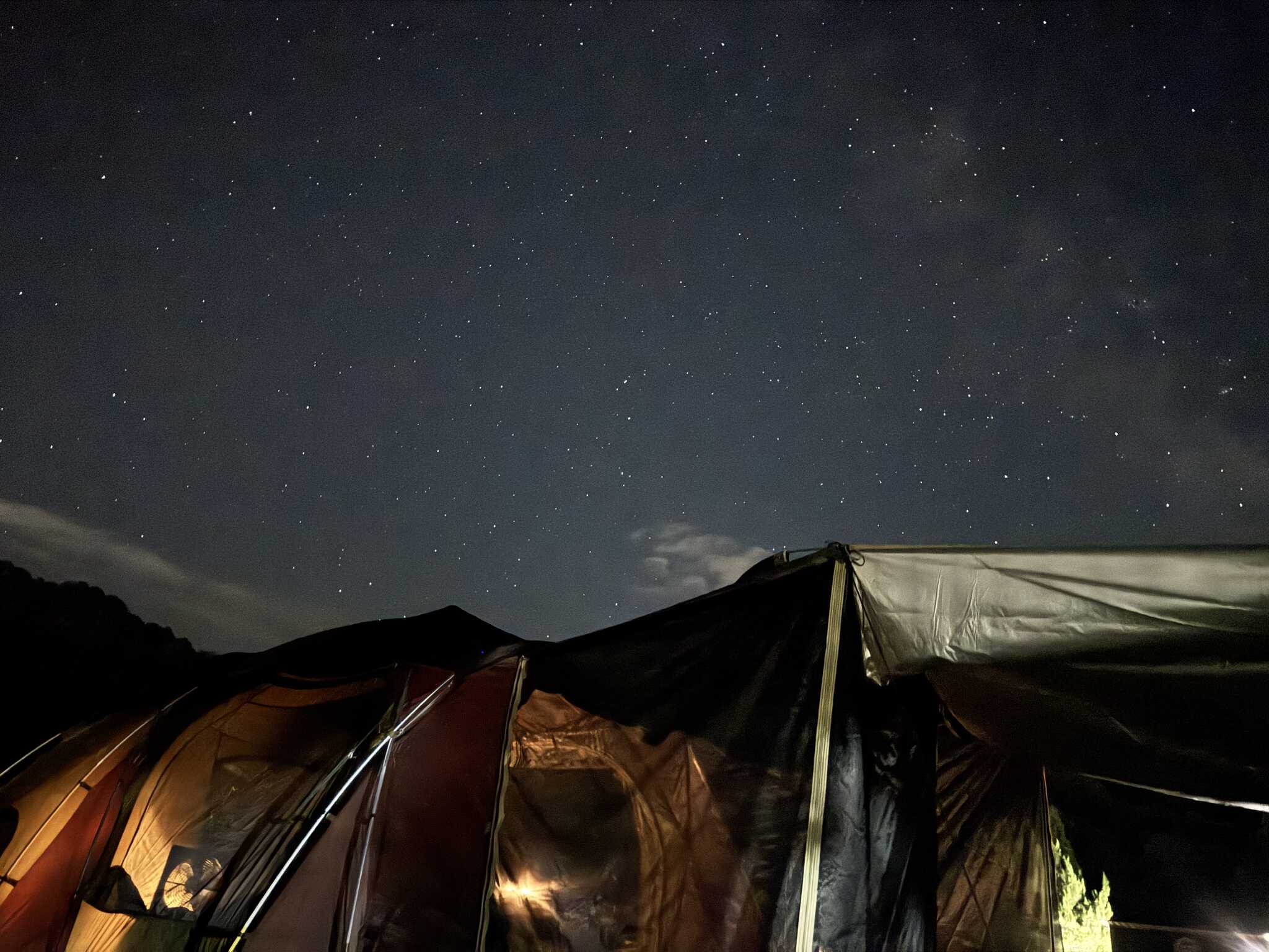 テントと星空