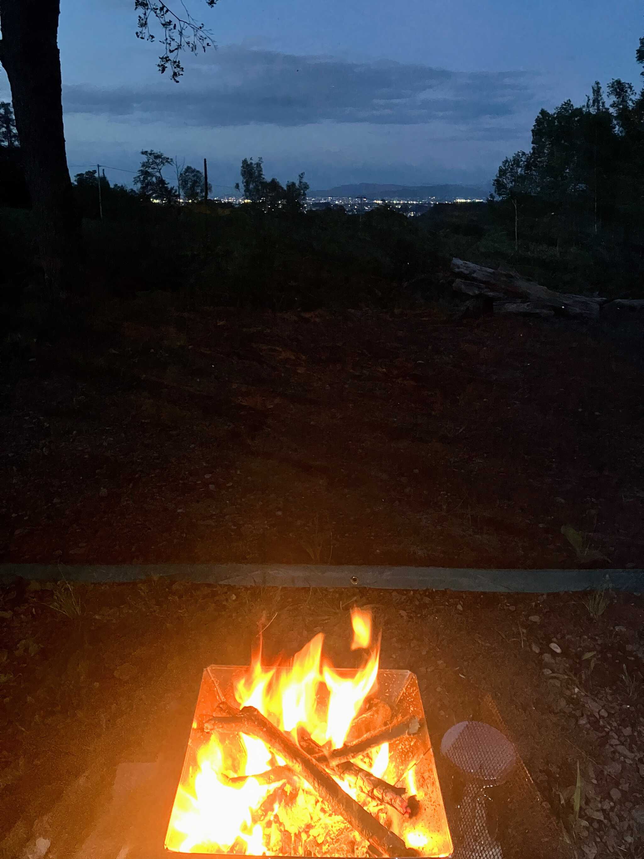 夜景と焚火