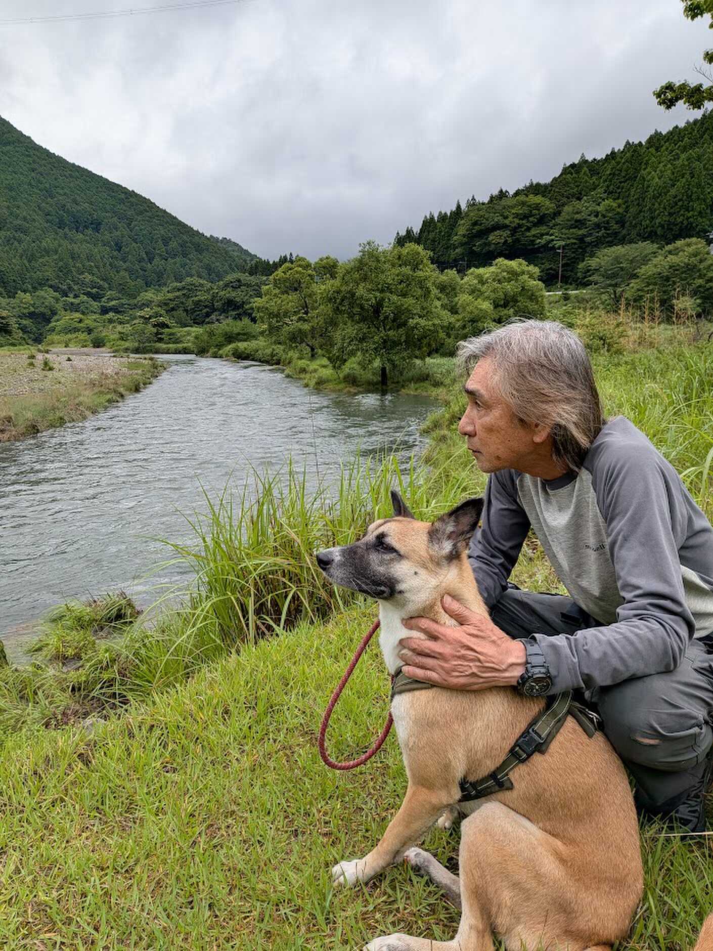 帰り道(車で10分ほど)で野洲川の畔を散策しました