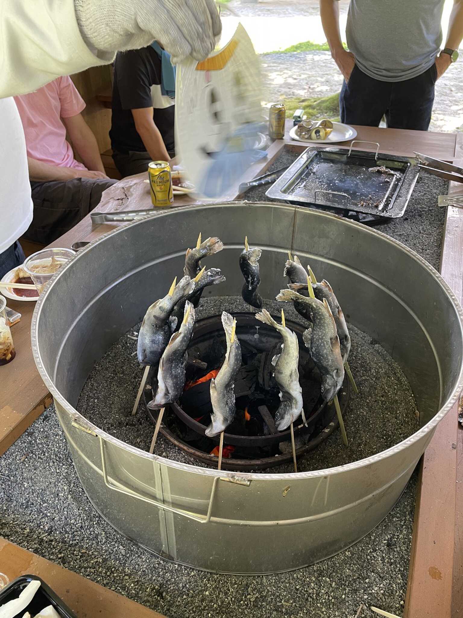 囲炉裏で魚を焼きました!