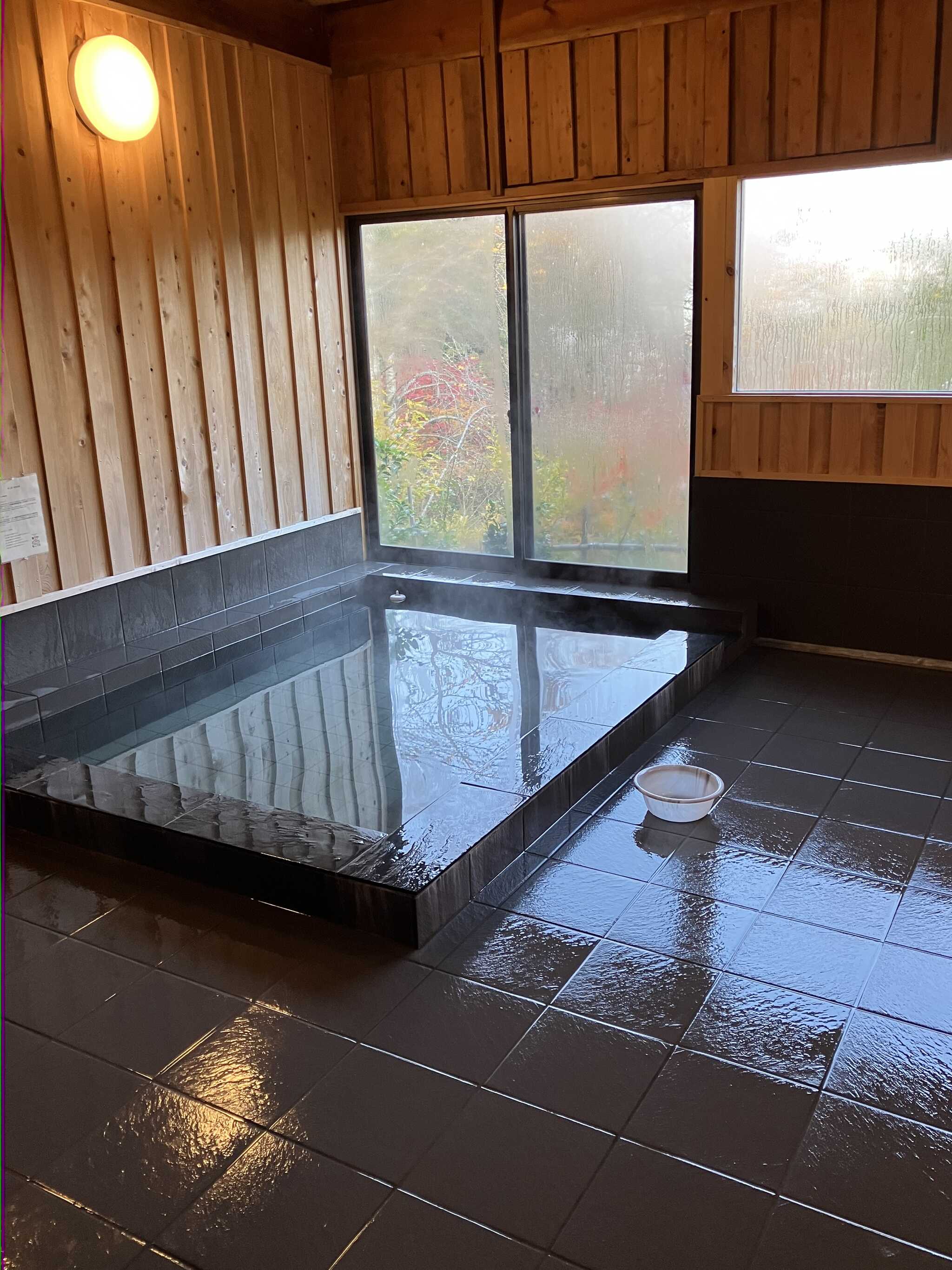 キャンプ場の温泉
