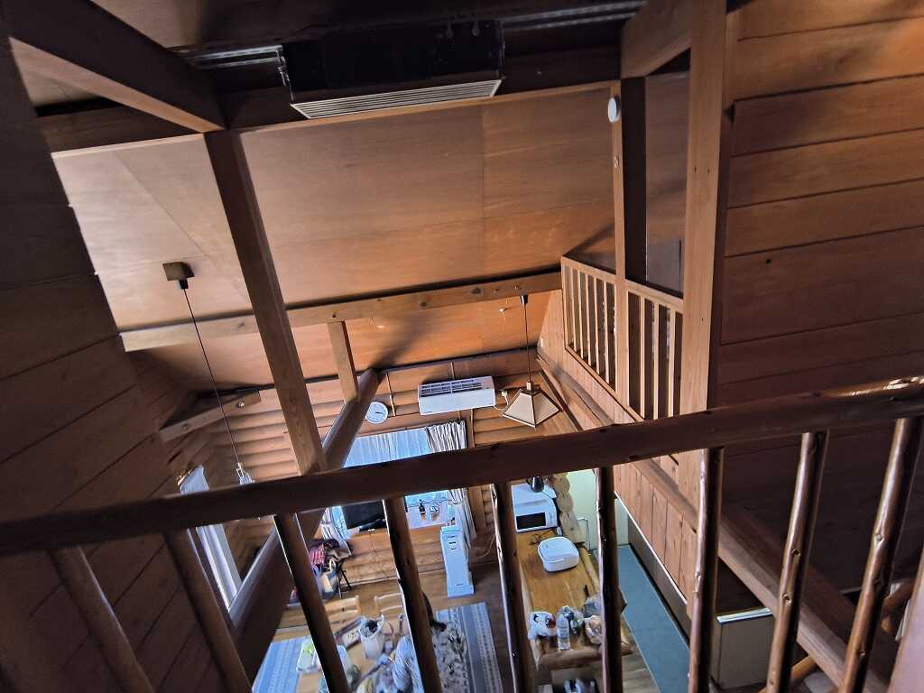 ロフトから一階を撮影してみました